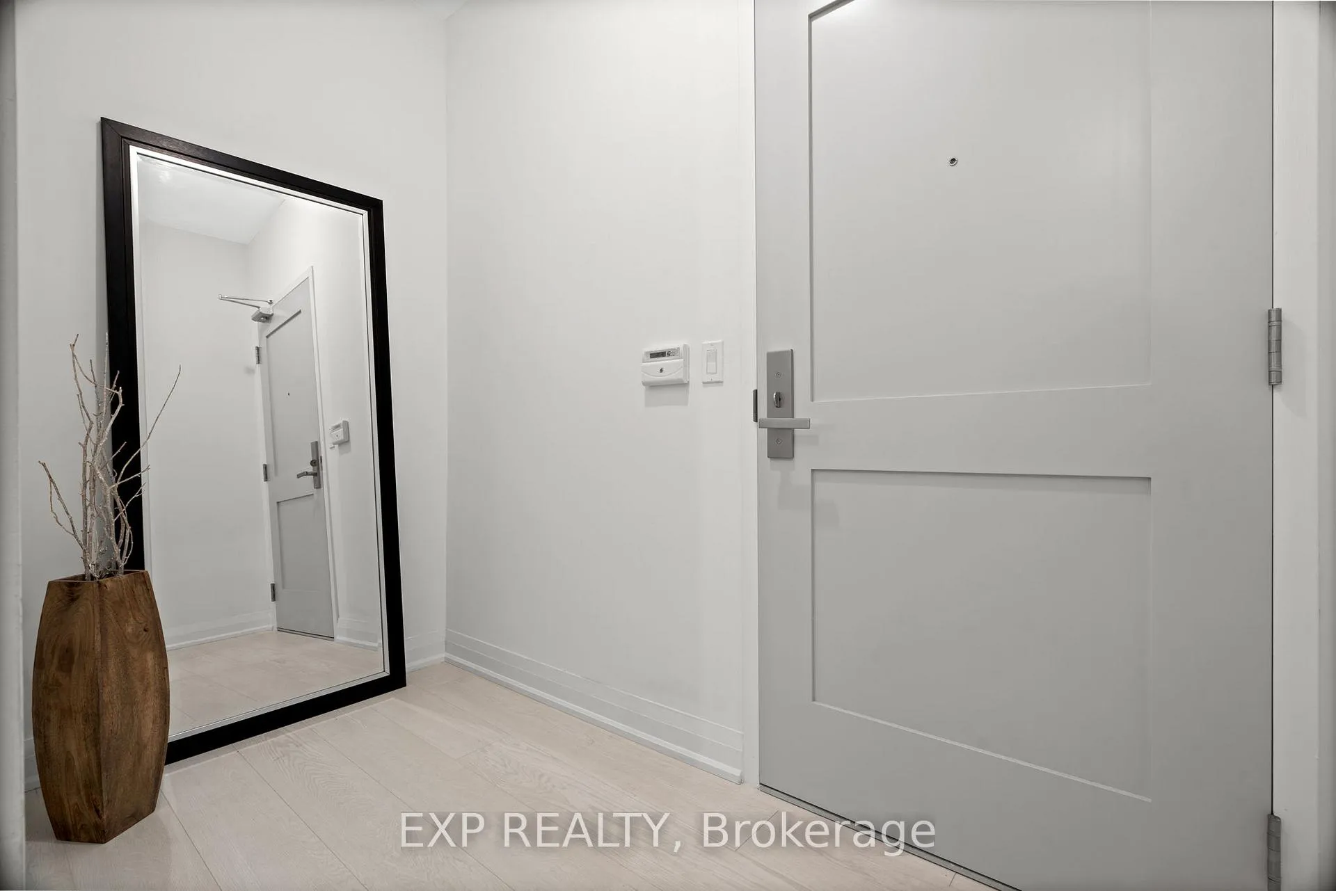 Photo 3 of Unit 210, 26 Gibbs Road, Etobicoke, Islington-City Centre West — HOMEH