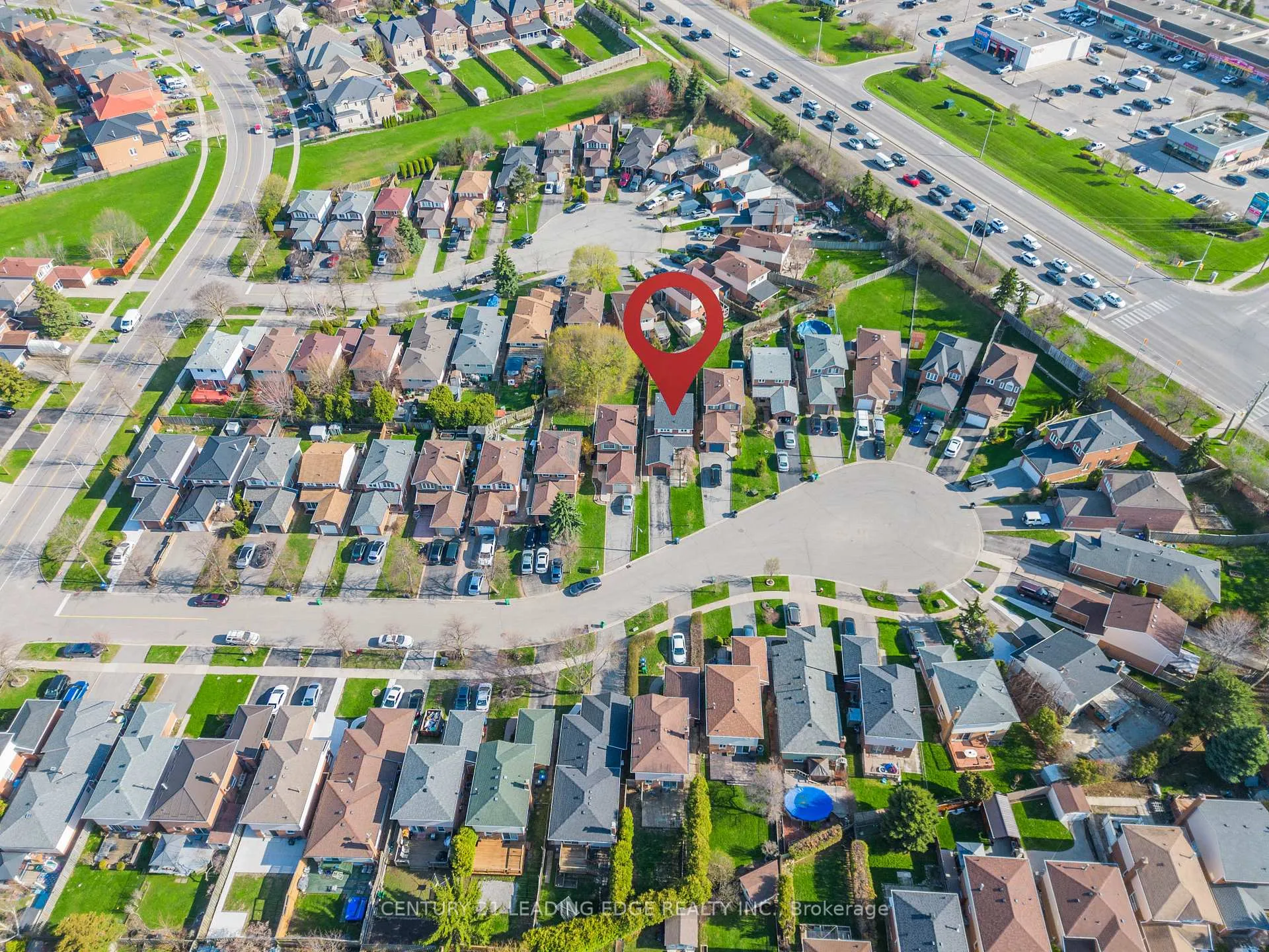 Photo 9 of 18 Luminous Court, Brampton, Heart Lake West — HOMEH