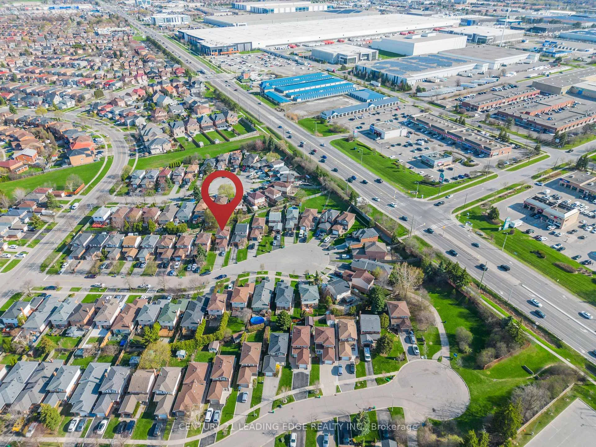 Photo 11 of 18 Luminous Court, Brampton, Heart Lake West — HOMEH