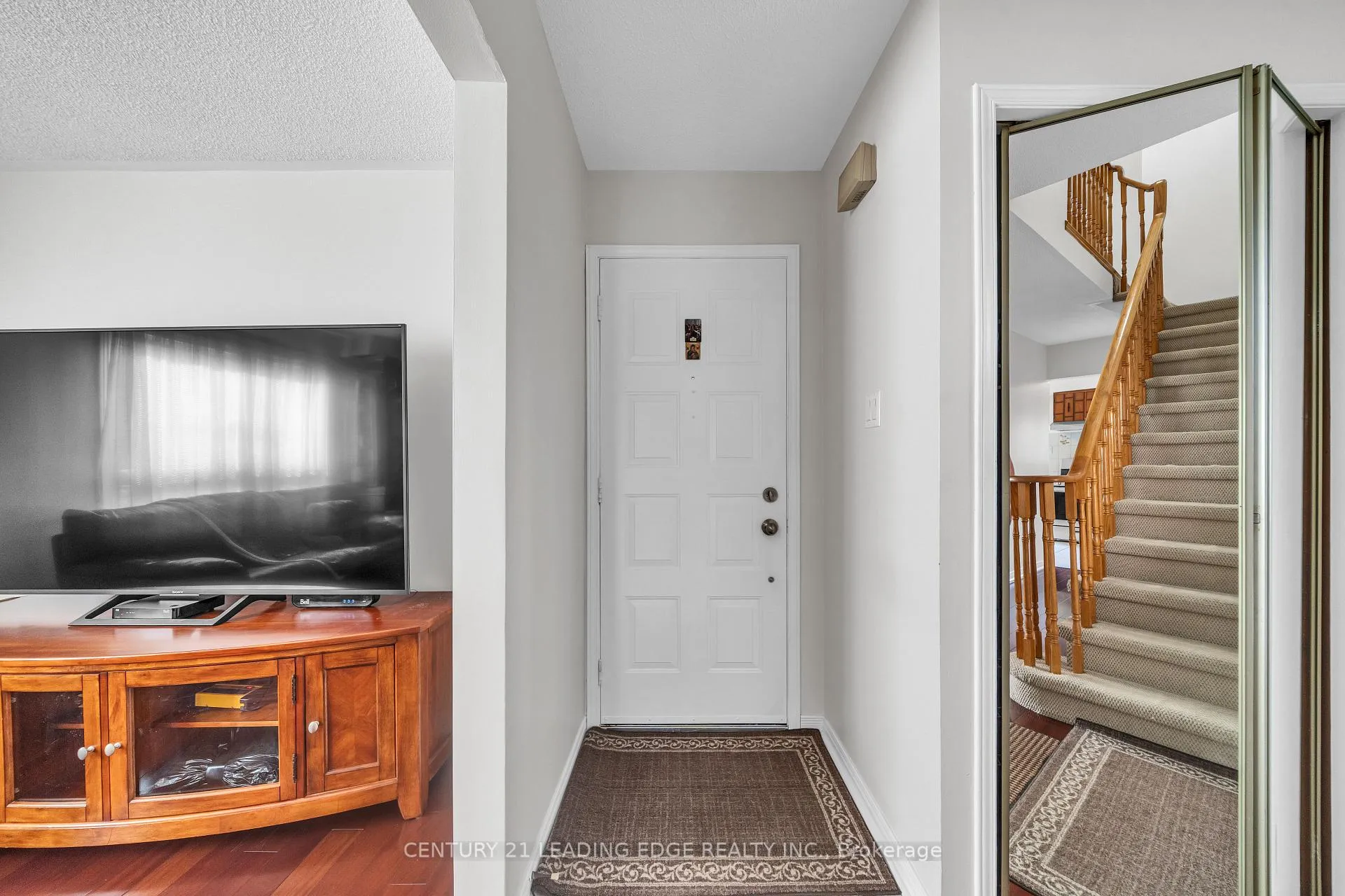Photo 12 of 18 Luminous Court, Brampton, Heart Lake West — HOMEH