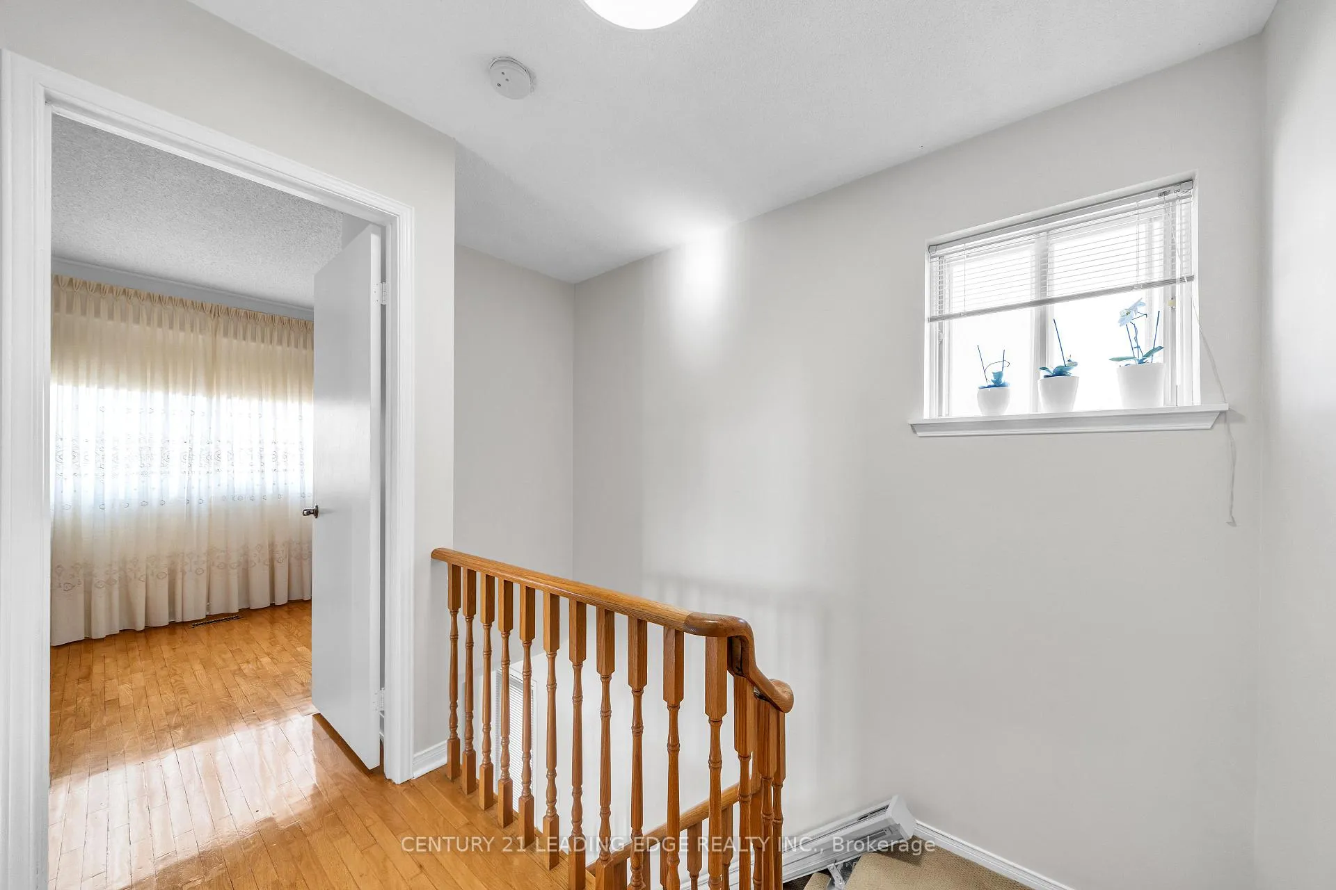 Photo 25 of 18 Luminous Court, Brampton, Heart Lake West — HOMEH