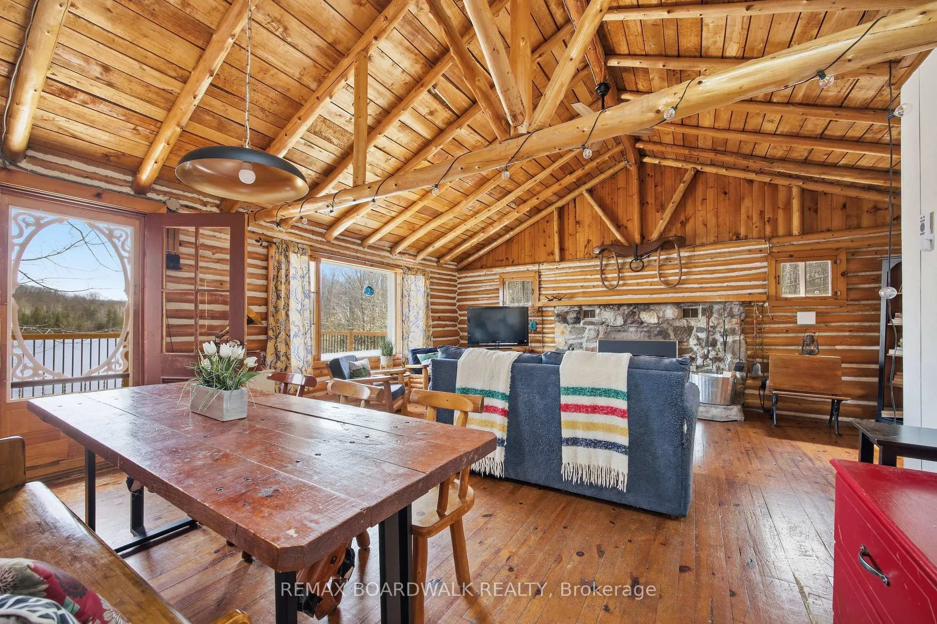 Photo 9 of 5039 Bula Lane, Tay Valley, Bathurst/Burgess & Sherbrooke (North Burgess) Twp — HOMEH