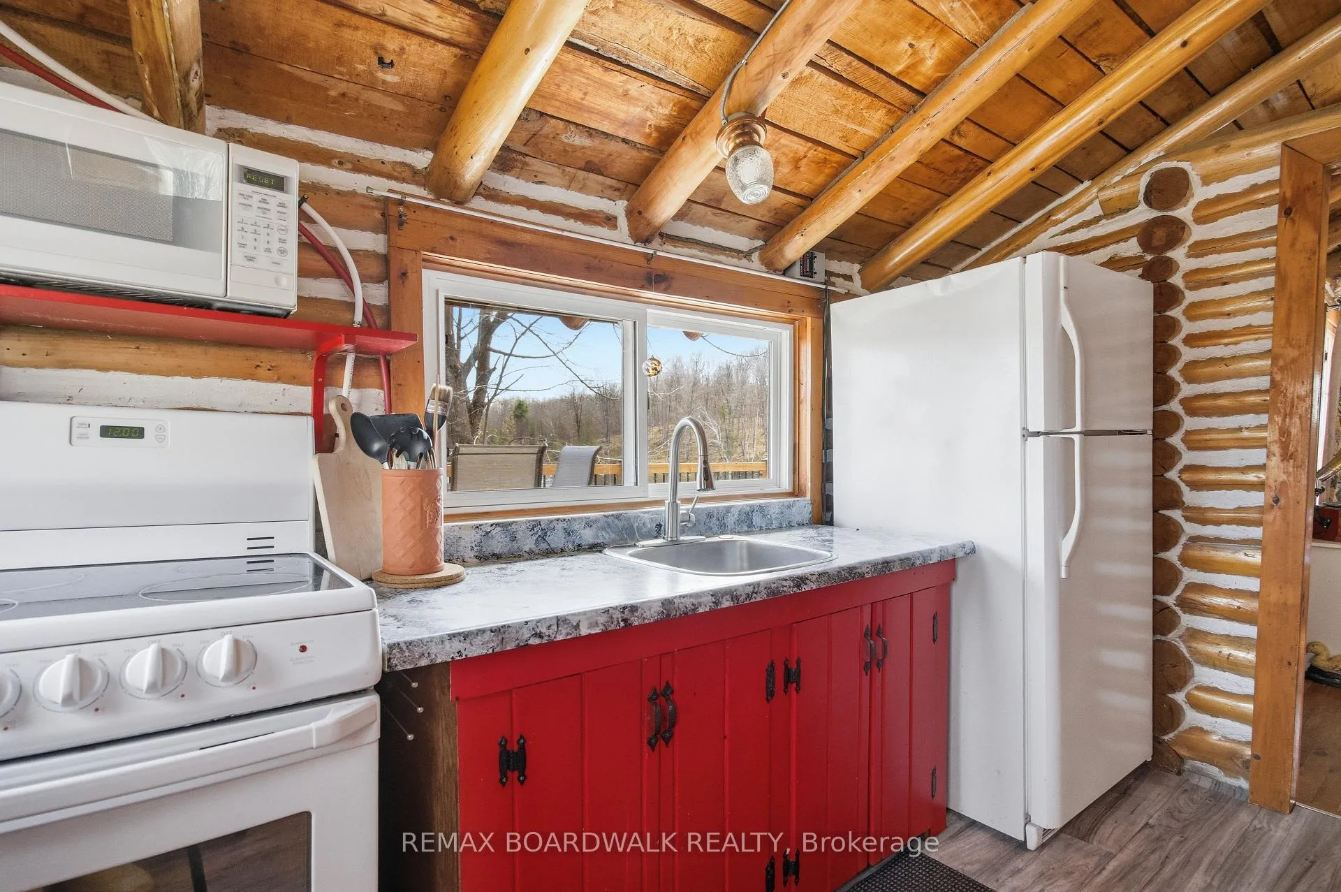 Photo 13 of 5039 Bula Lane, Tay Valley, Bathurst/Burgess & Sherbrooke (North Burgess) Twp — HOMEH