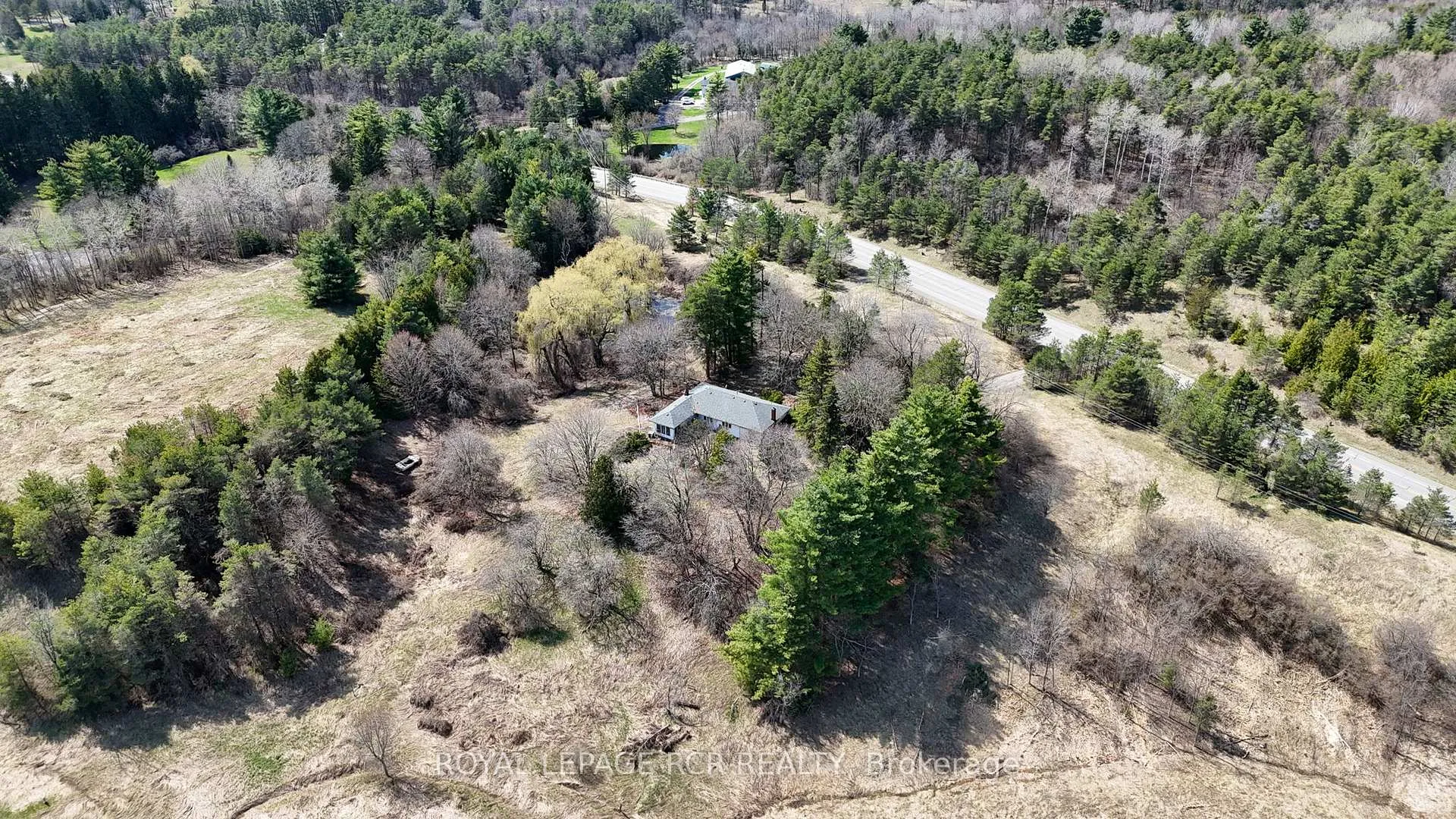 Photo 5 of 7803 Old Church Road, Caledon, Rural Caledon — HOMEH