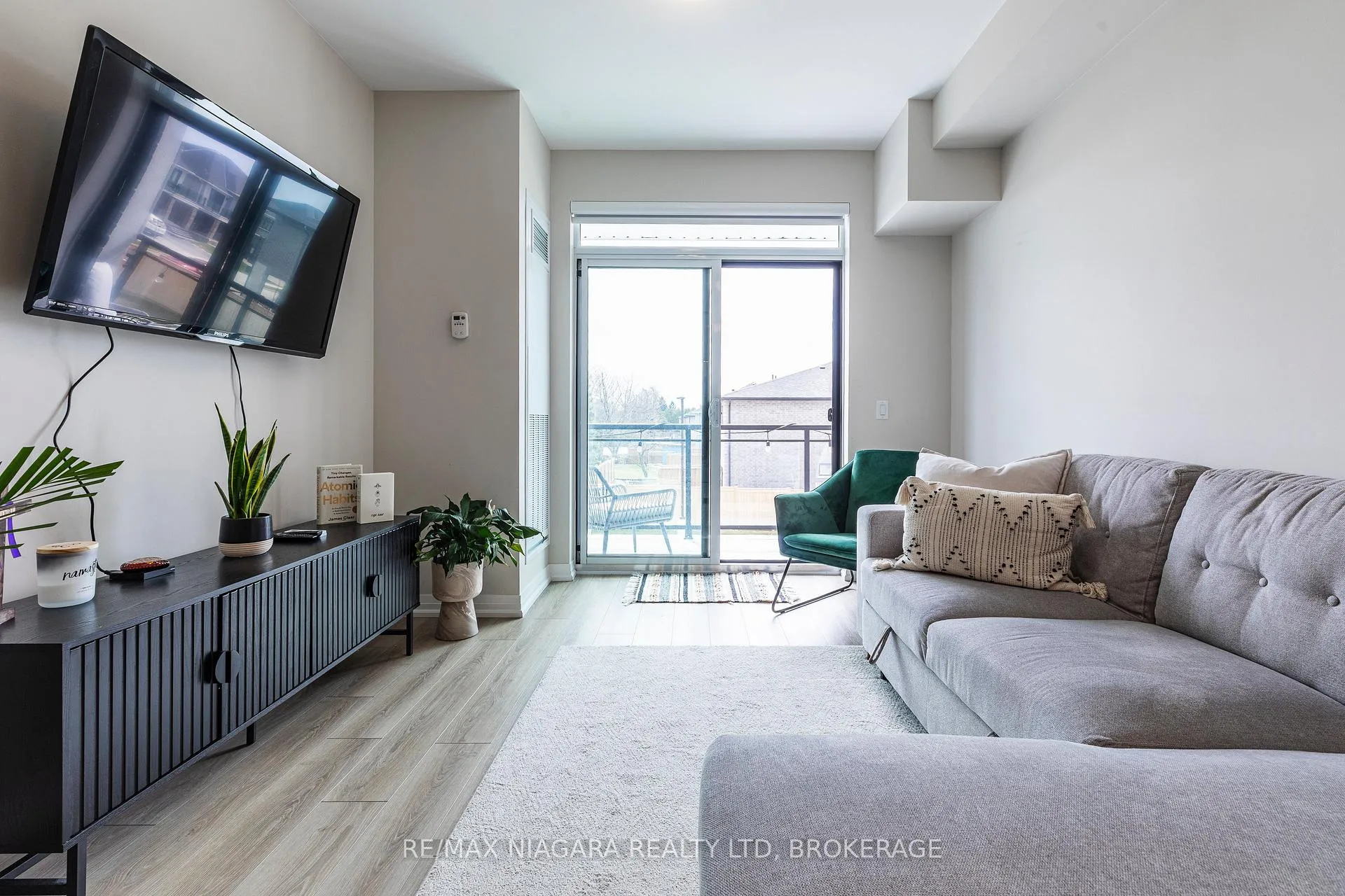 Photo 13 of Unit 208, 120 Springvalley Crescent, Hamilton, Gourley — HOMEH