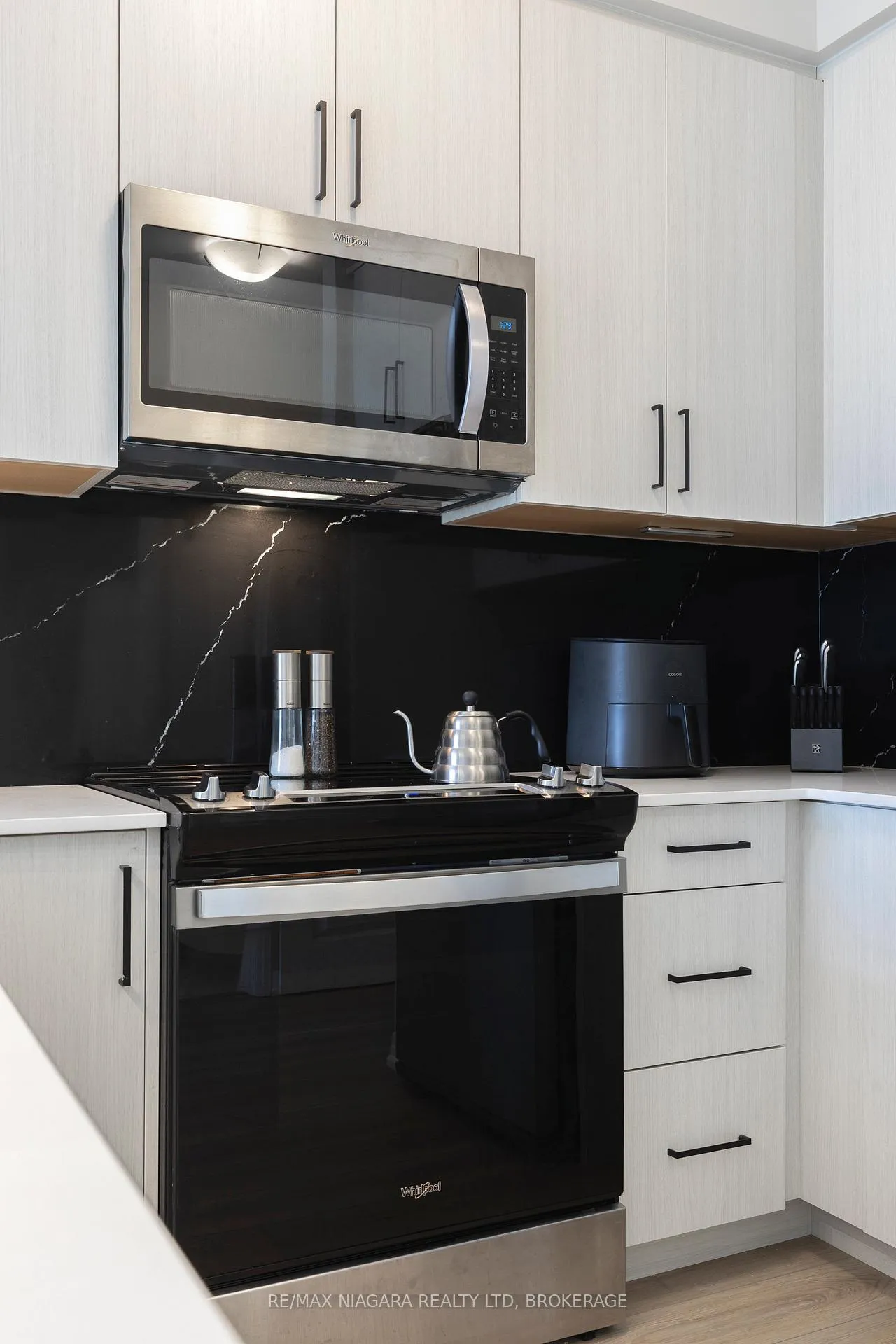 Photo 23 of Unit 208, 120 Springvalley Crescent, Hamilton, Gourley — HOMEH