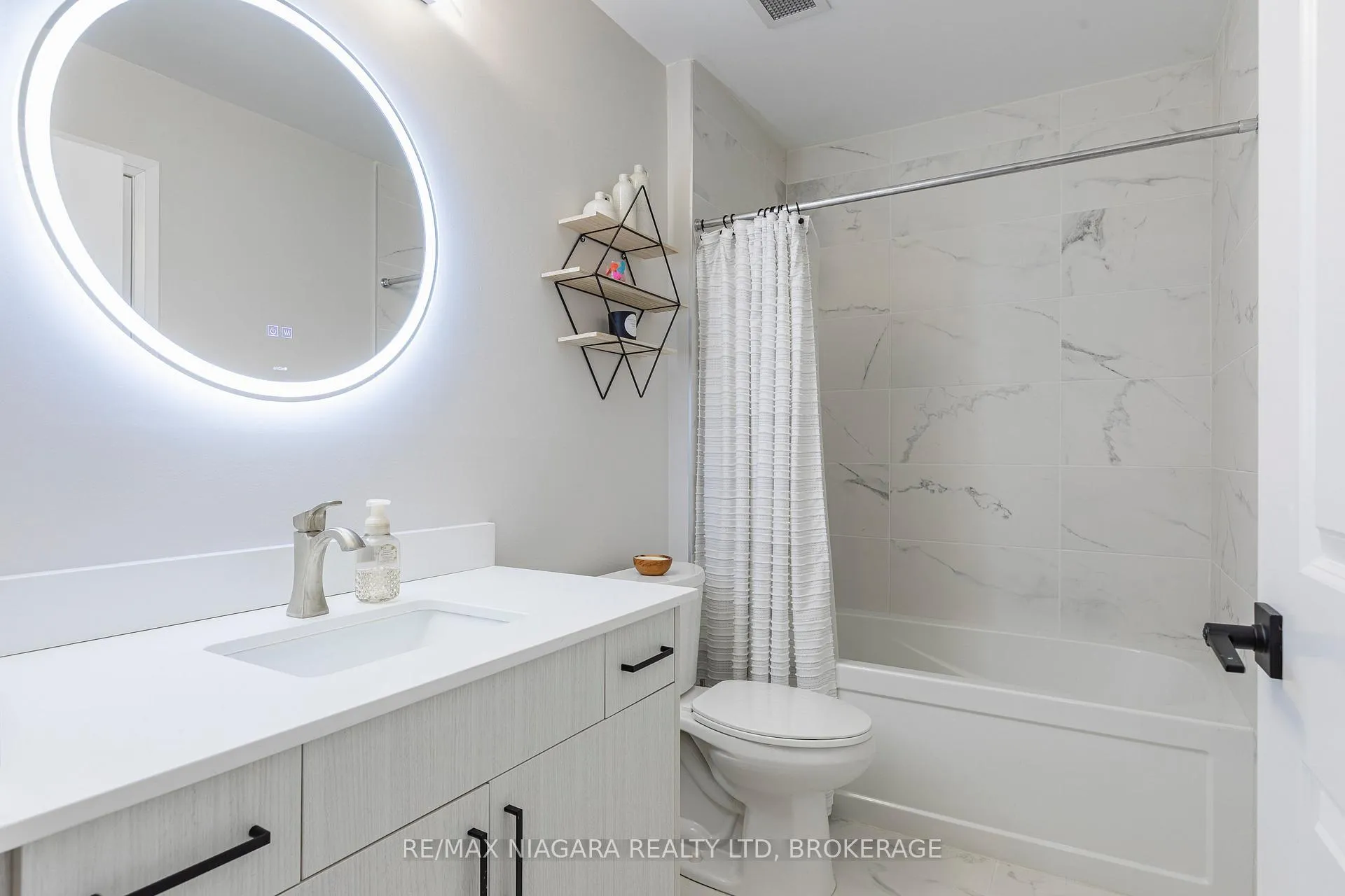Photo 33 of Unit 208, 120 Springvalley Crescent, Hamilton, Gourley — HOMEH