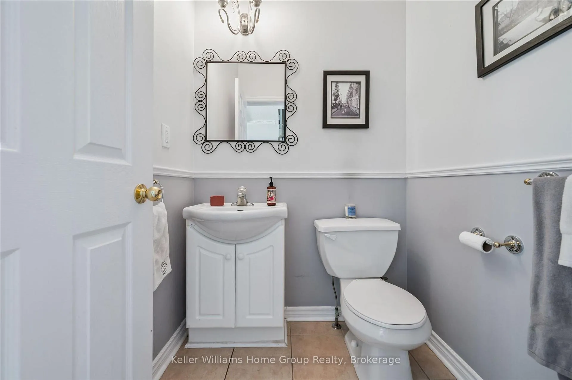 Photo 25 of 457 St Andrew Street E, Centre Wellington, Fergus — HOMEH