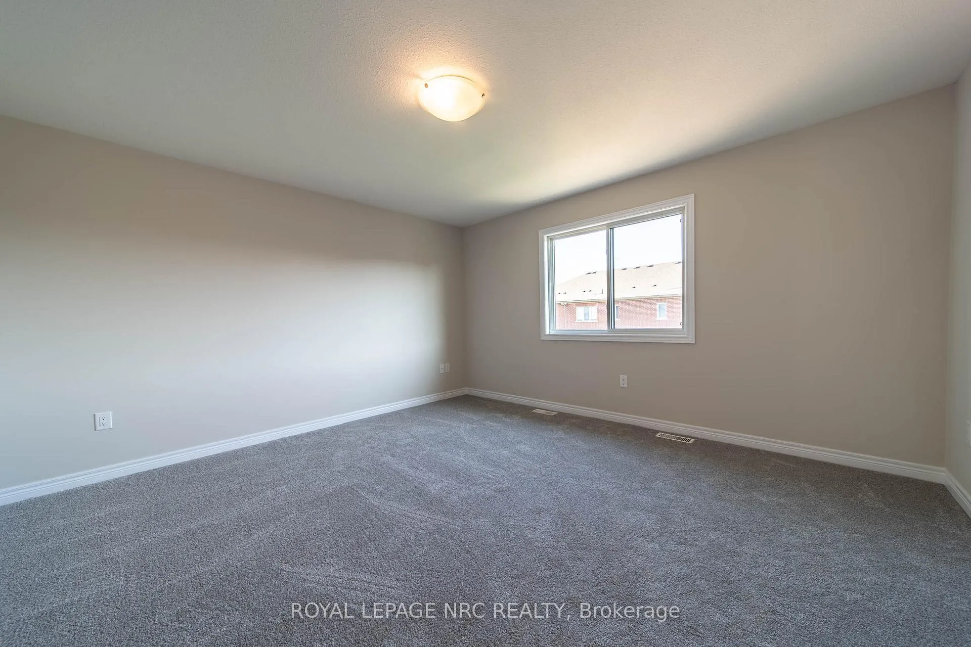 Photo 23 of 1 Sparkle Drive, Thorold, Rolling Meadows — HOMEH