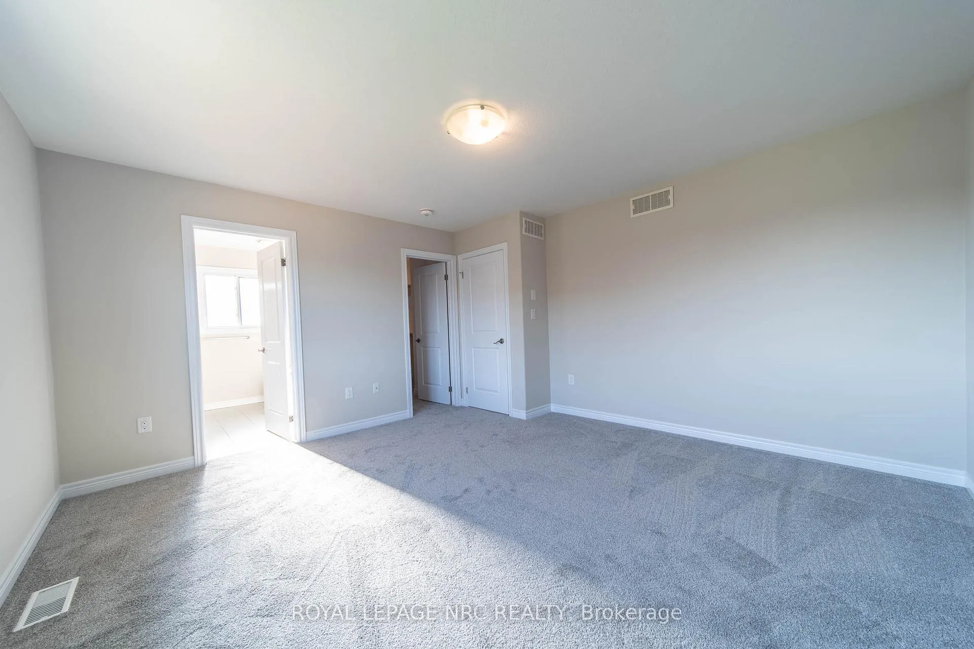 Photo 25 of 1 Sparkle Drive, Thorold, Rolling Meadows — HOMEH