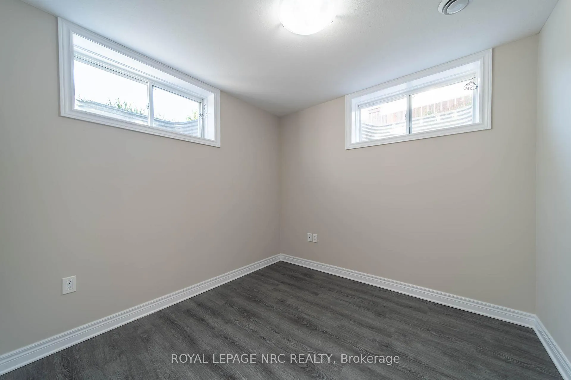 Photo 30 of 1 Sparkle Drive, Thorold, Rolling Meadows — HOMEH