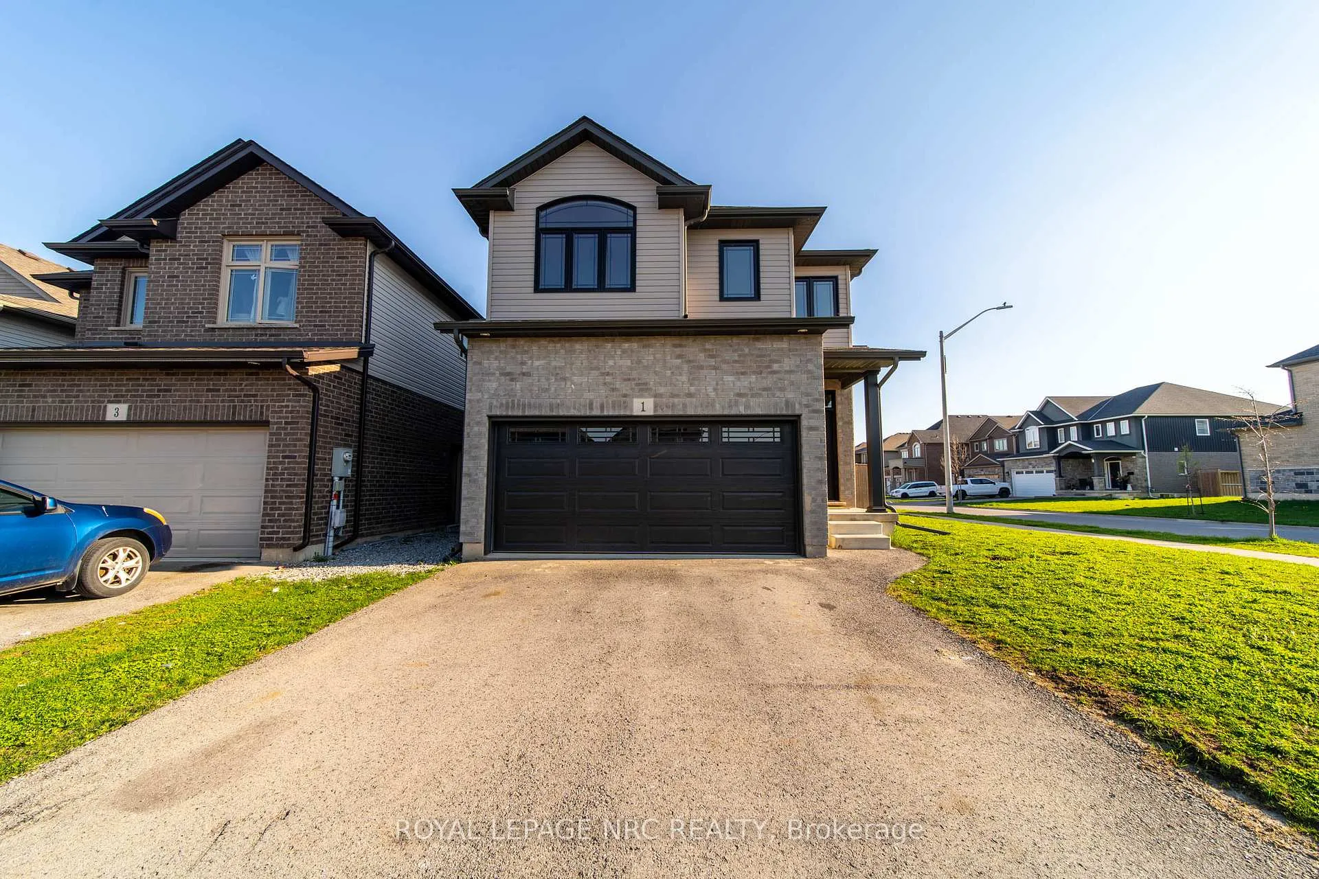 Photo 36 of 1 Sparkle Drive, Thorold, Rolling Meadows — HOMEH