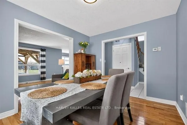 Photo 14 of 71 Beardmore Crescent, Halton Hills, Acton — HOMEH