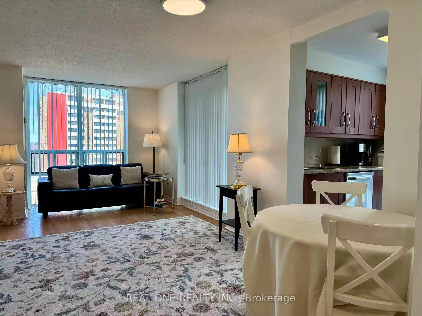 Photo 3 of Unit 1507, 15 Michael Power Place, Etobicoke, Islington-City Centre West — HOMEH