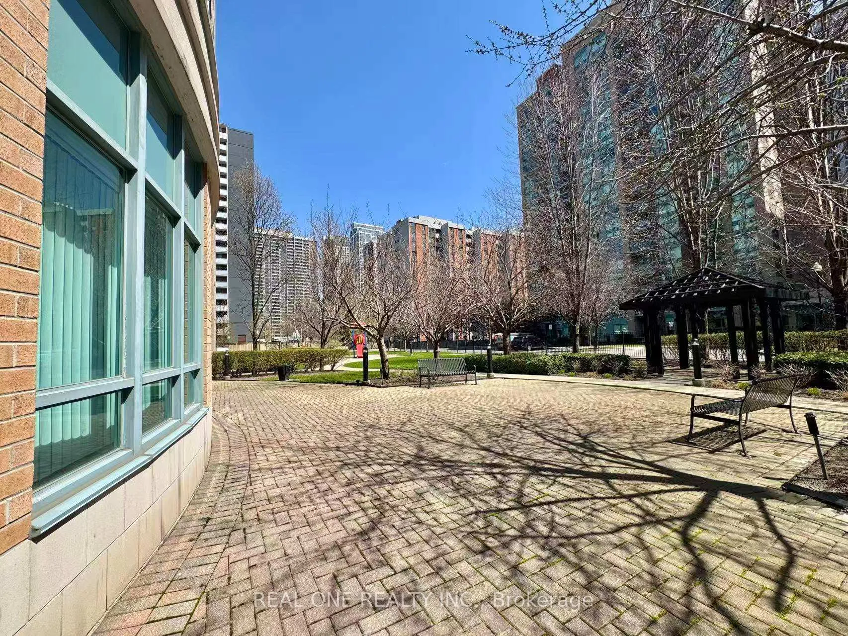 Photo 28 of Unit 1507, 15 Michael Power Place, Etobicoke, Islington-City Centre West — HOMEH