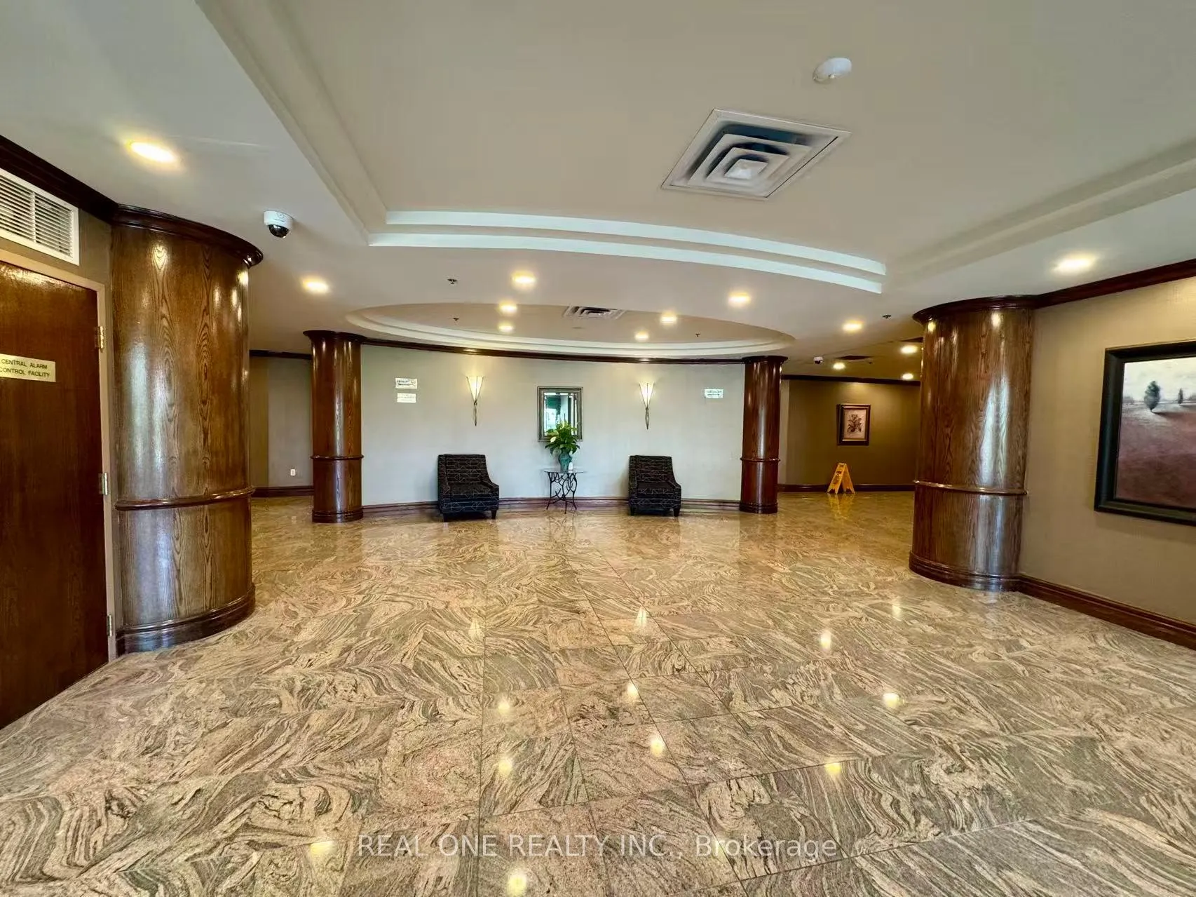 Photo 31 of Unit 1507, 15 Michael Power Place, Etobicoke, Islington-City Centre West — HOMEH