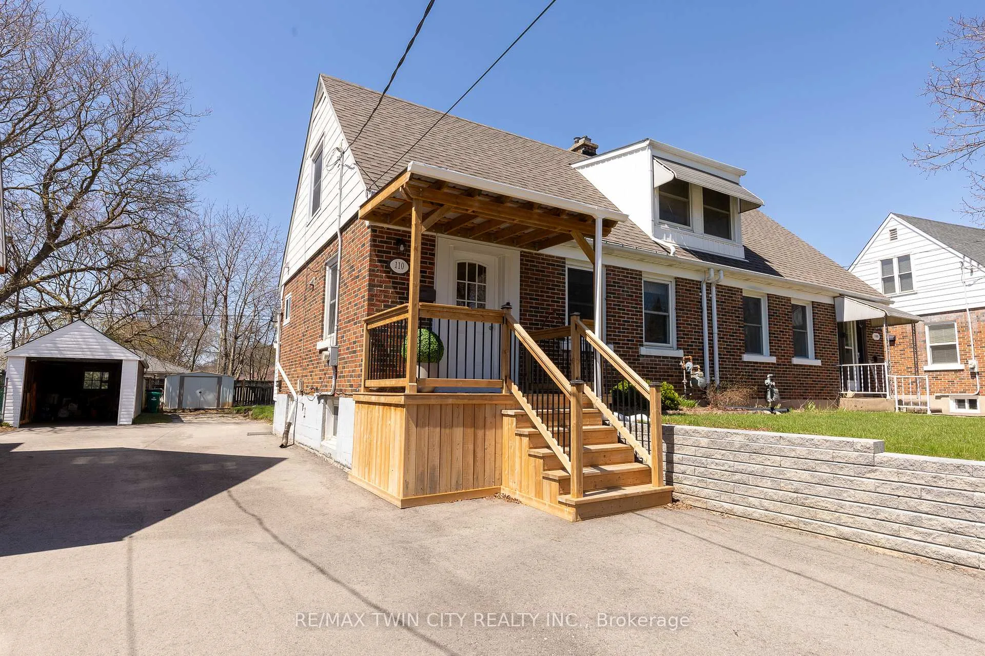 Photo 1 of 110 Lorne Crescent, Kitchener — HOMEH