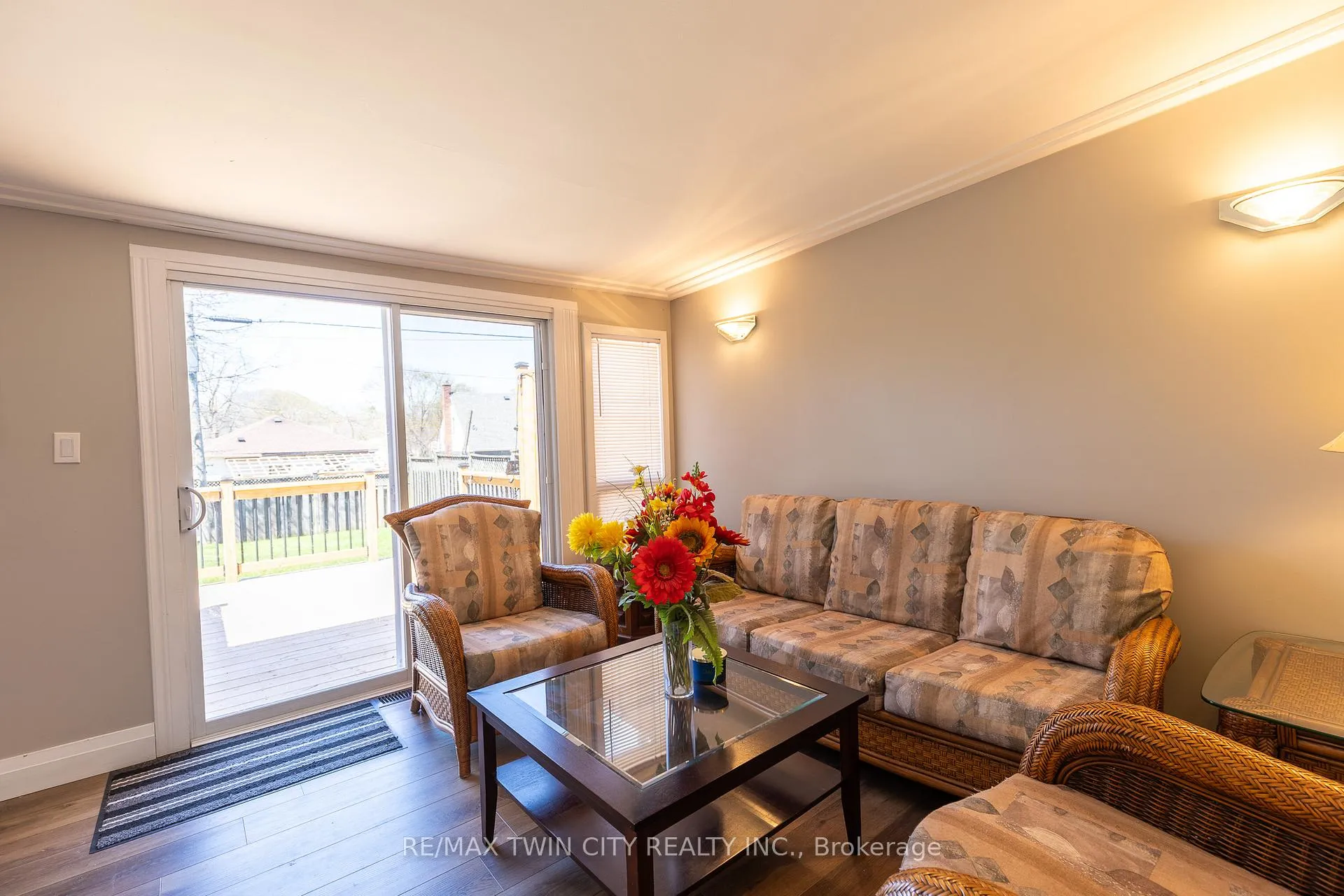 Photo 14 of 110 Lorne Crescent, Kitchener — HOMEH