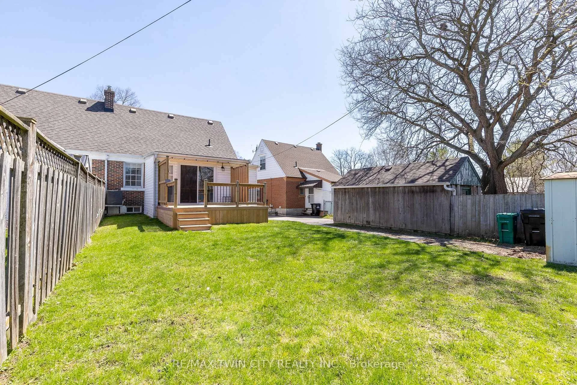 Photo 33 of 110 Lorne Crescent, Kitchener — HOMEH