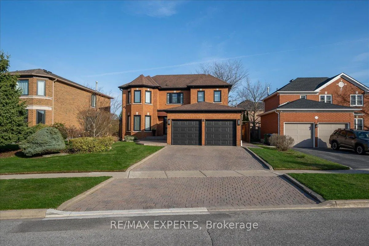 Photo 7 of 3 Thornbury Road, Caledon, Bolton North — HOMEH