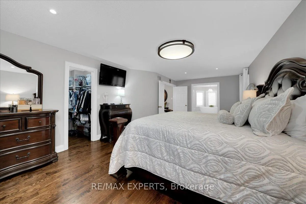Photo 26 of 3 Thornbury Road, Caledon, Bolton North — HOMEH