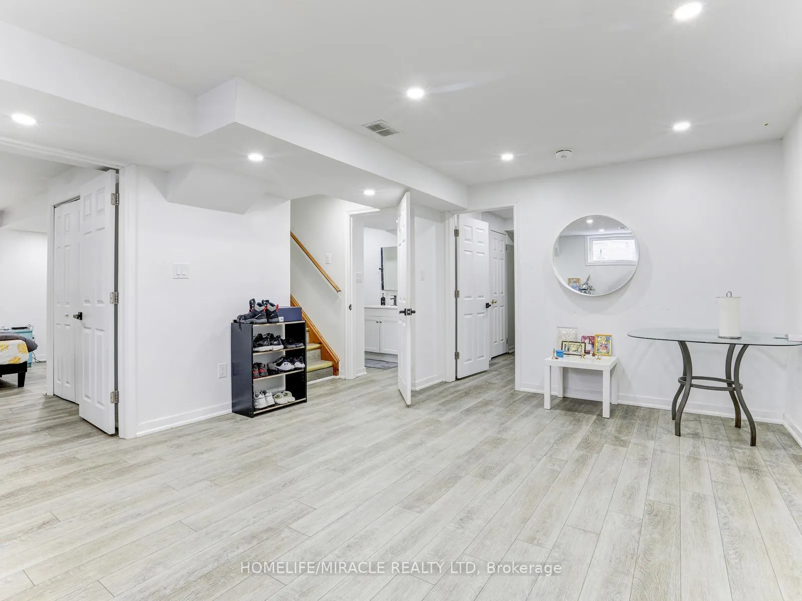 Photo 37 of 154 Deerpath Drive, Guelph, Willow West/Sugarbush/West Acres — HOMEH