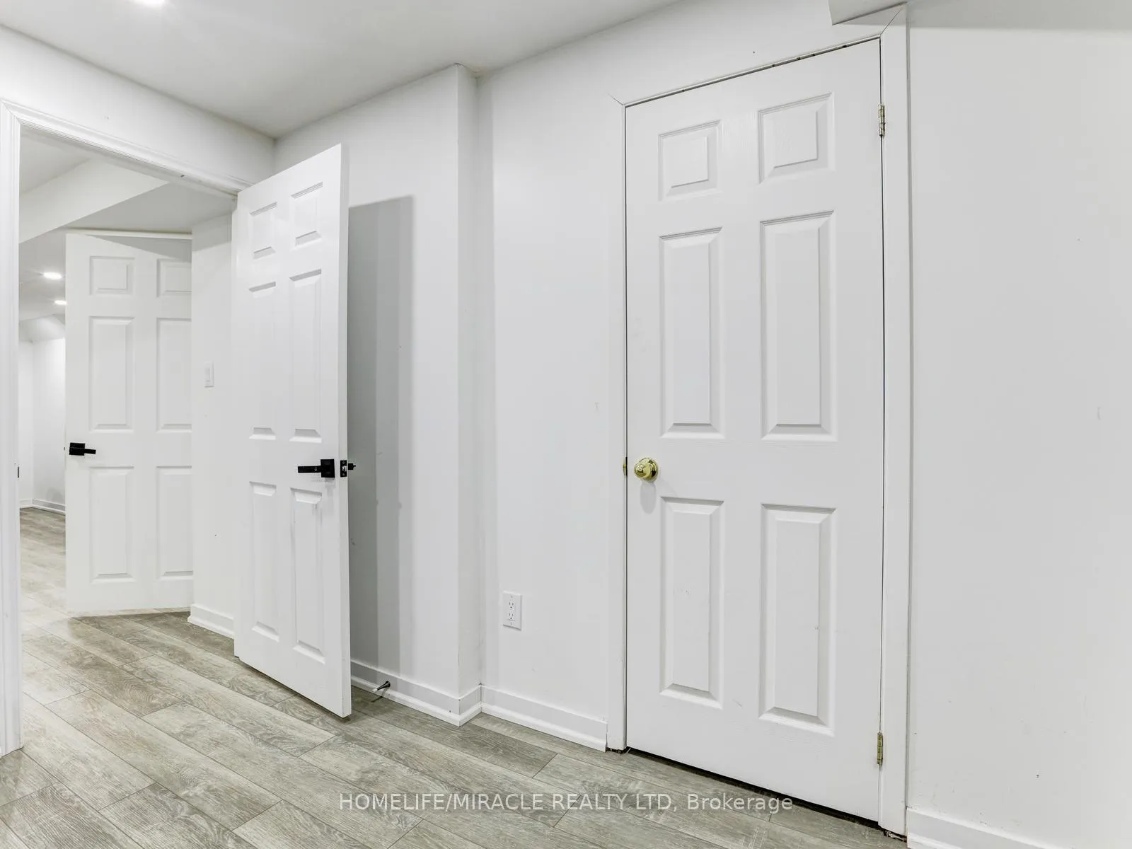 Photo 42 of 154 Deerpath Drive, Guelph, Willow West/Sugarbush/West Acres — HOMEH