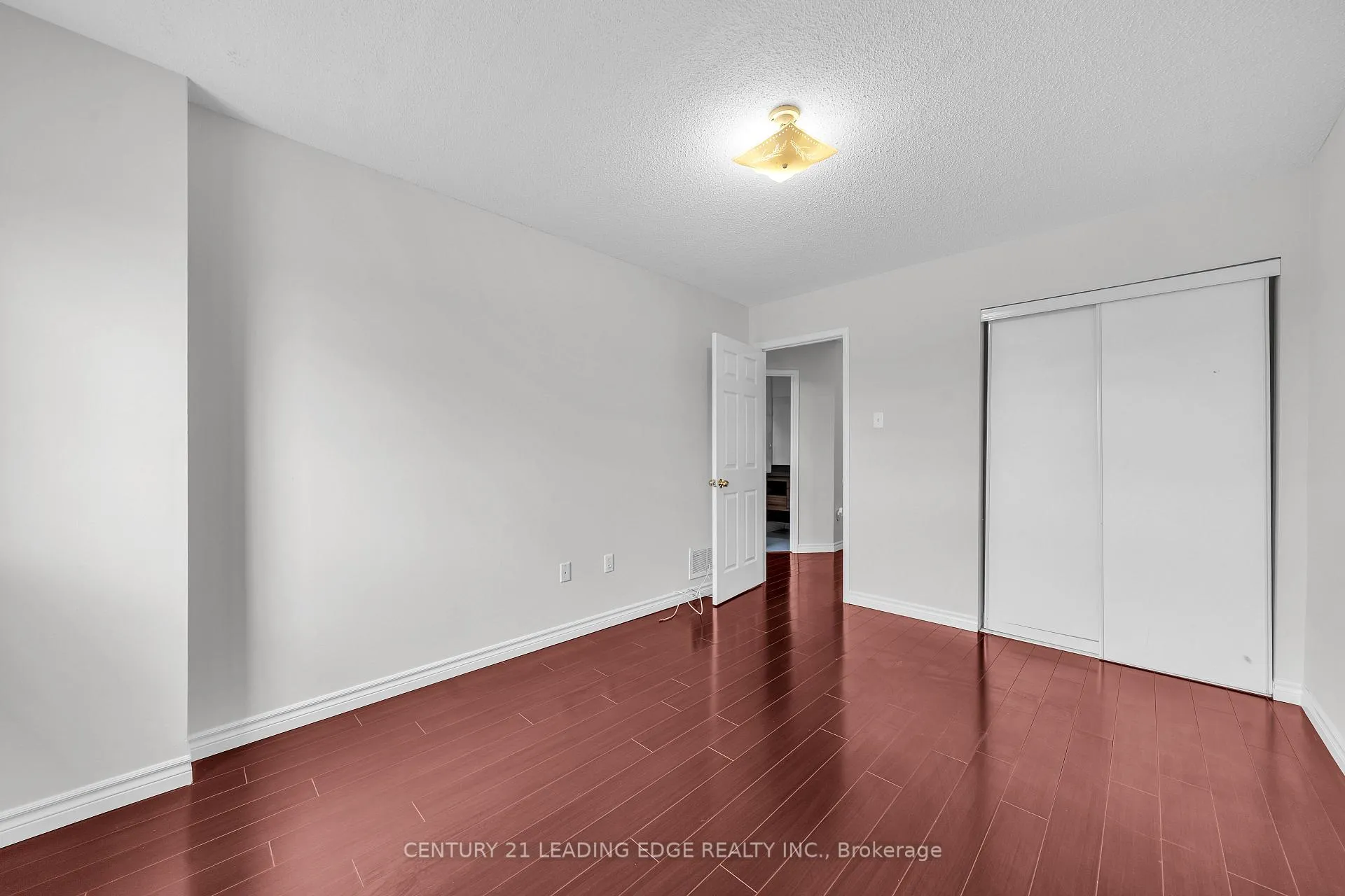 Photo 33 of 19 Connery Crescent, Markham, Middlefield — HOMEH