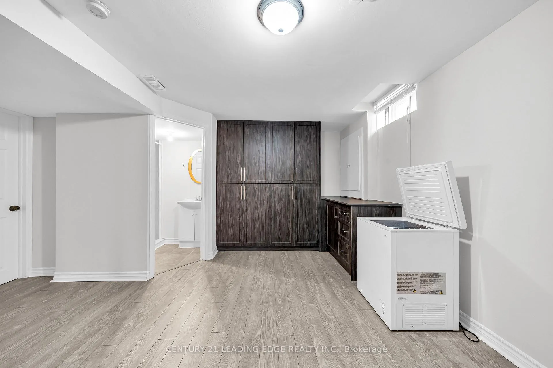 Photo 34 of 19 Connery Crescent, Markham, Middlefield — HOMEH