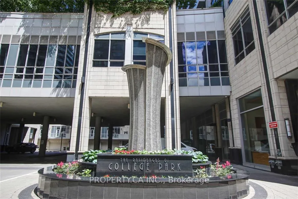 Photo 2 of Unit 3012, 761 Bay Street, Toronto, Bay Street Corridor — HOMEH