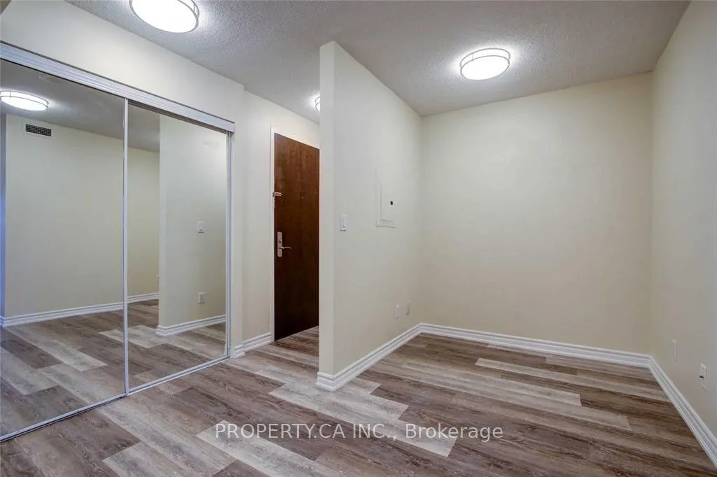 Photo 4 of Unit 3012, 761 Bay Street, Toronto, Bay Street Corridor — HOMEH