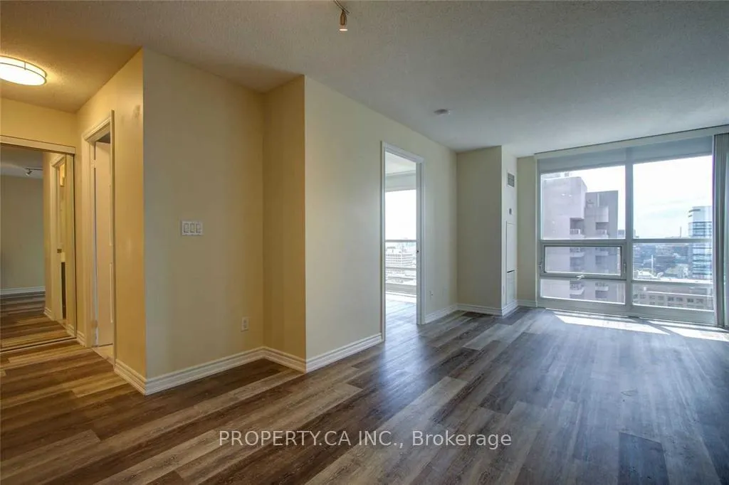 Photo 8 of Unit 3012, 761 Bay Street, Toronto, Bay Street Corridor — HOMEH