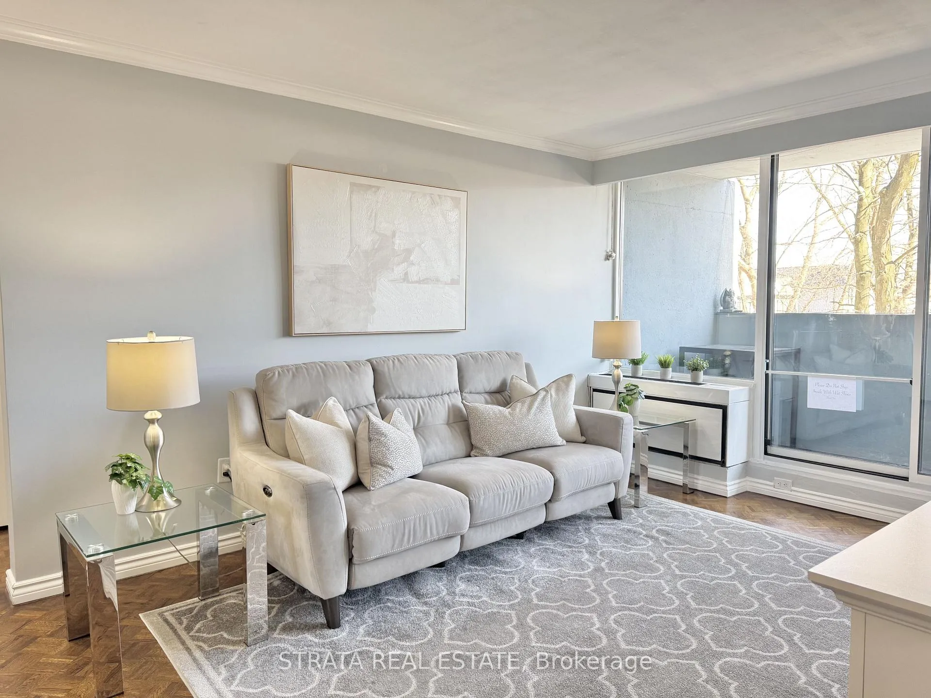 Photo 2 of Unit 203, 3555 Bathurst Street, Toronto, Bedford Park-Nortown — HOMEH