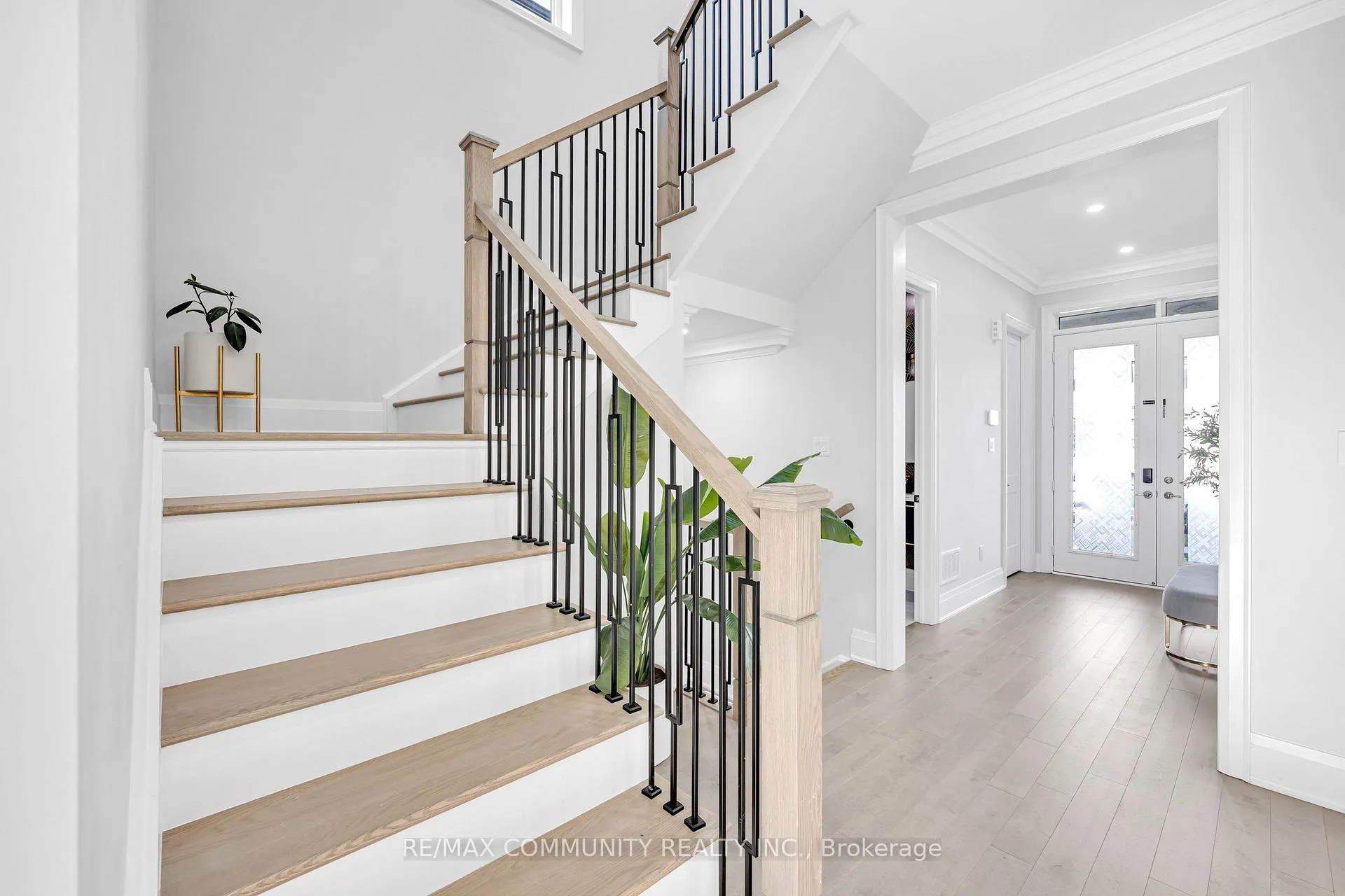 Photo 9 of 10 Nigh Drive, Markham, Middlefield — HOMEH
