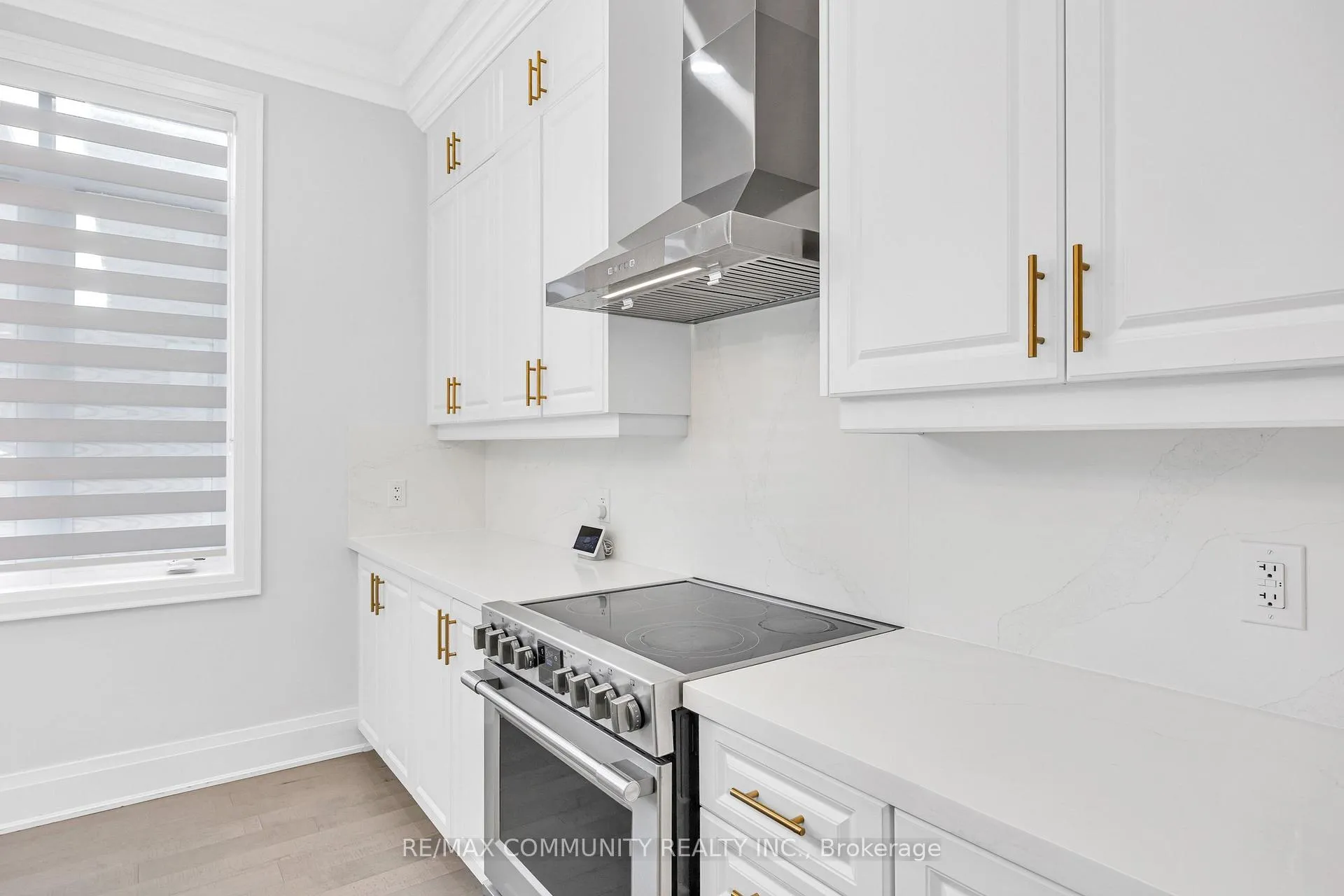 Photo 17 of 10 Nigh Drive, Markham, Middlefield — HOMEH