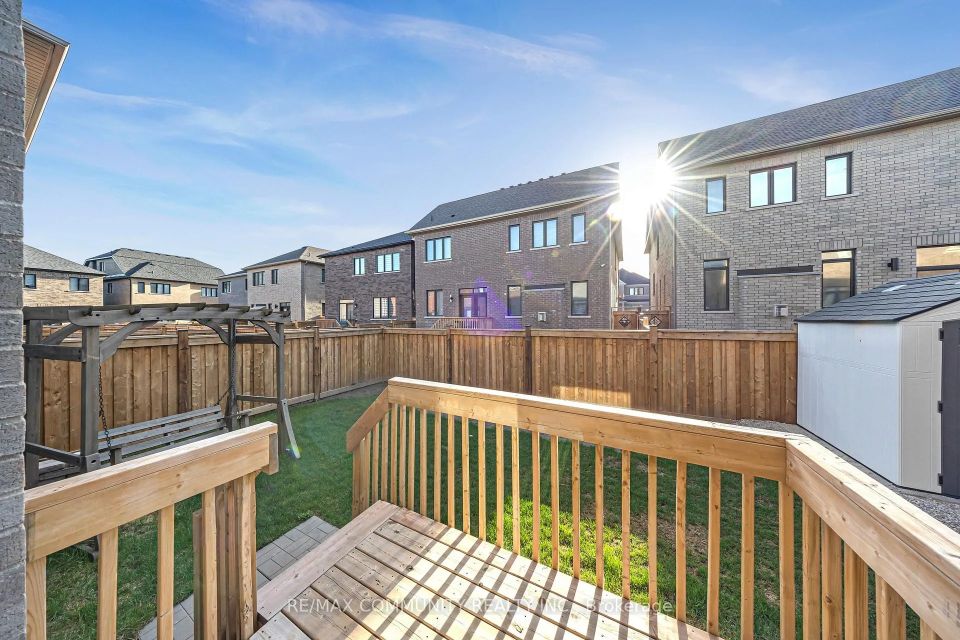 Photo 22 of 10 Nigh Drive, Markham, Middlefield — HOMEH