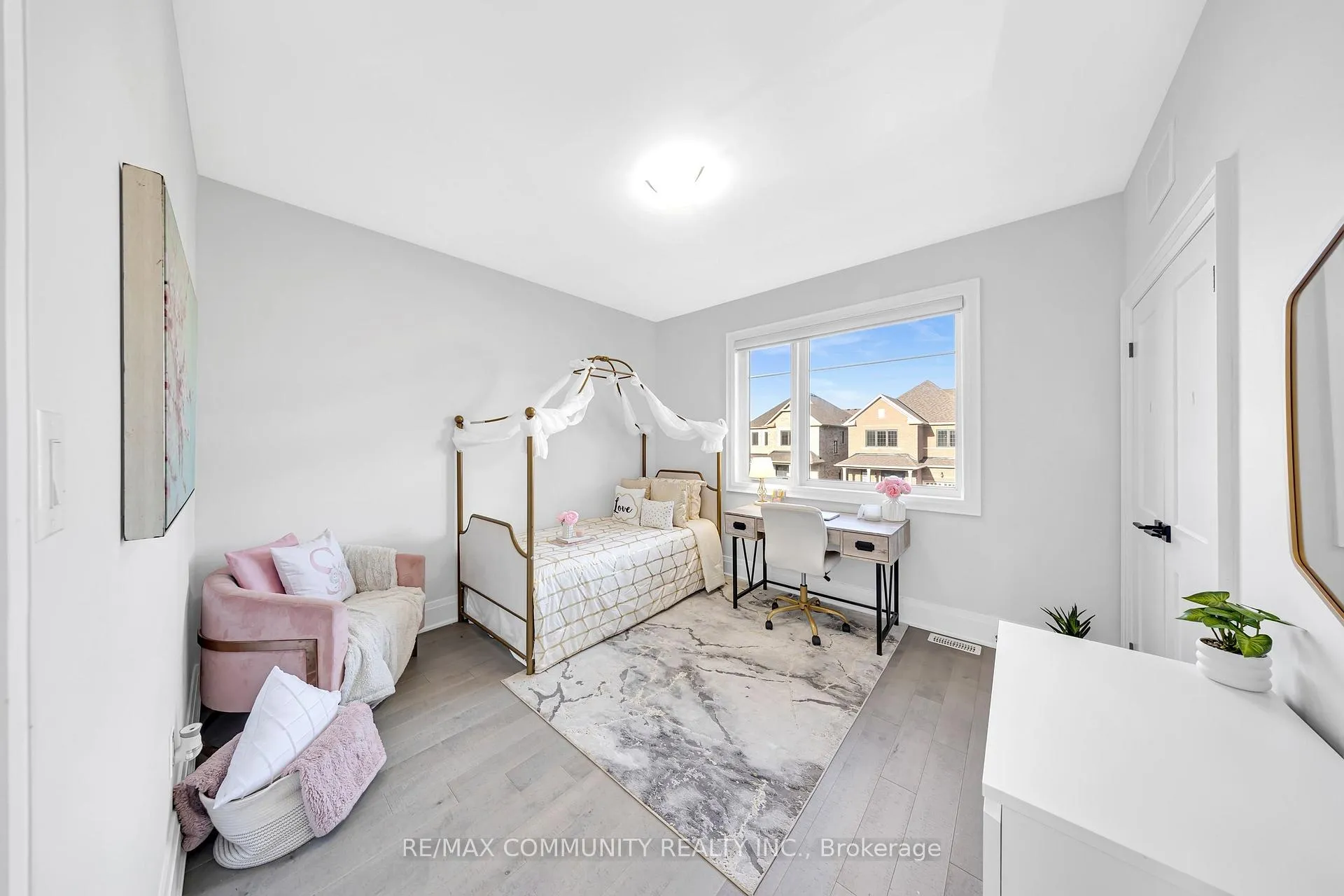 Photo 24 of 10 Nigh Drive, Markham, Middlefield — HOMEH
