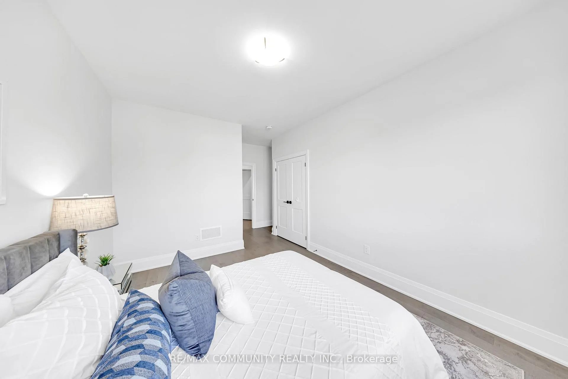 Photo 28 of 10 Nigh Drive, Markham, Middlefield — HOMEH