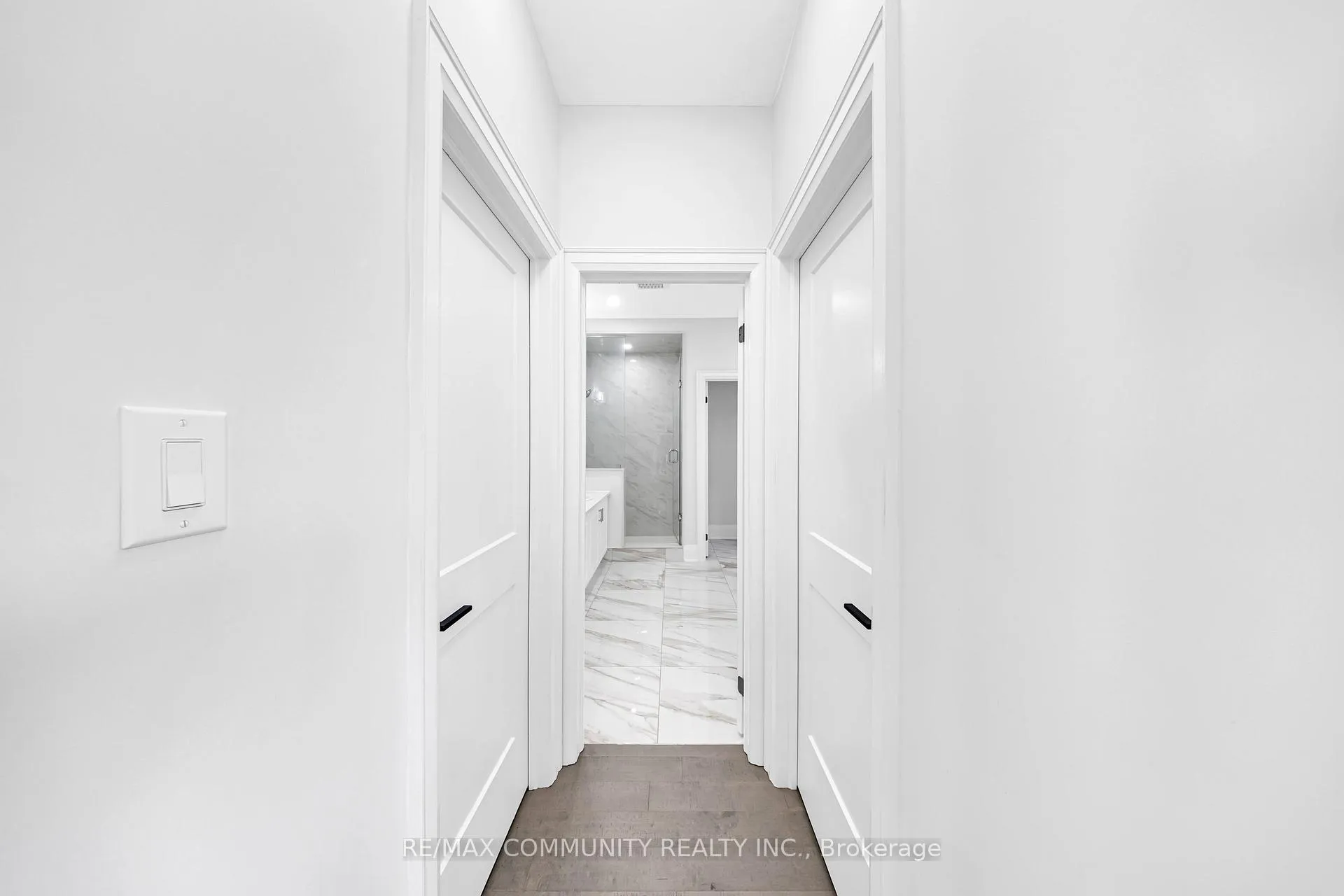 Photo 35 of 10 Nigh Drive, Markham, Middlefield — HOMEH