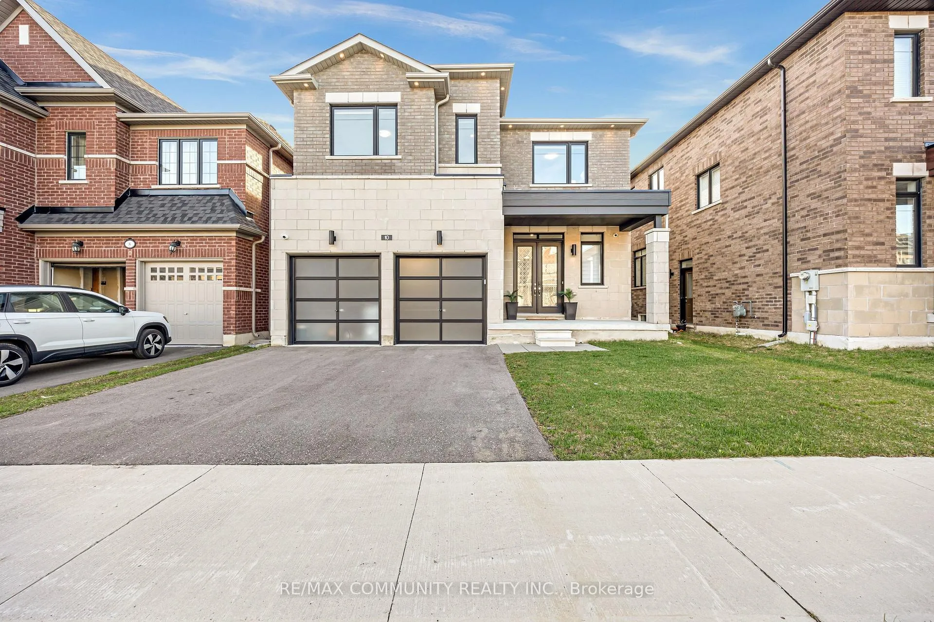 Photo 42 of 10 Nigh Drive, Markham, Middlefield — HOMEH