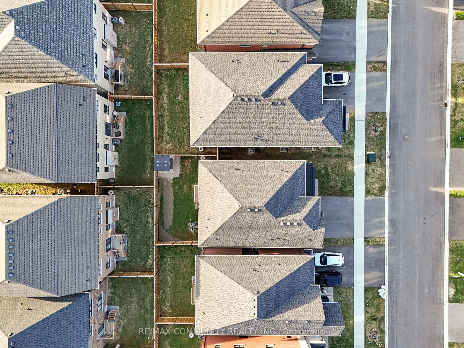 Photo 45 of 10 Nigh Drive, Markham, Middlefield — HOMEH