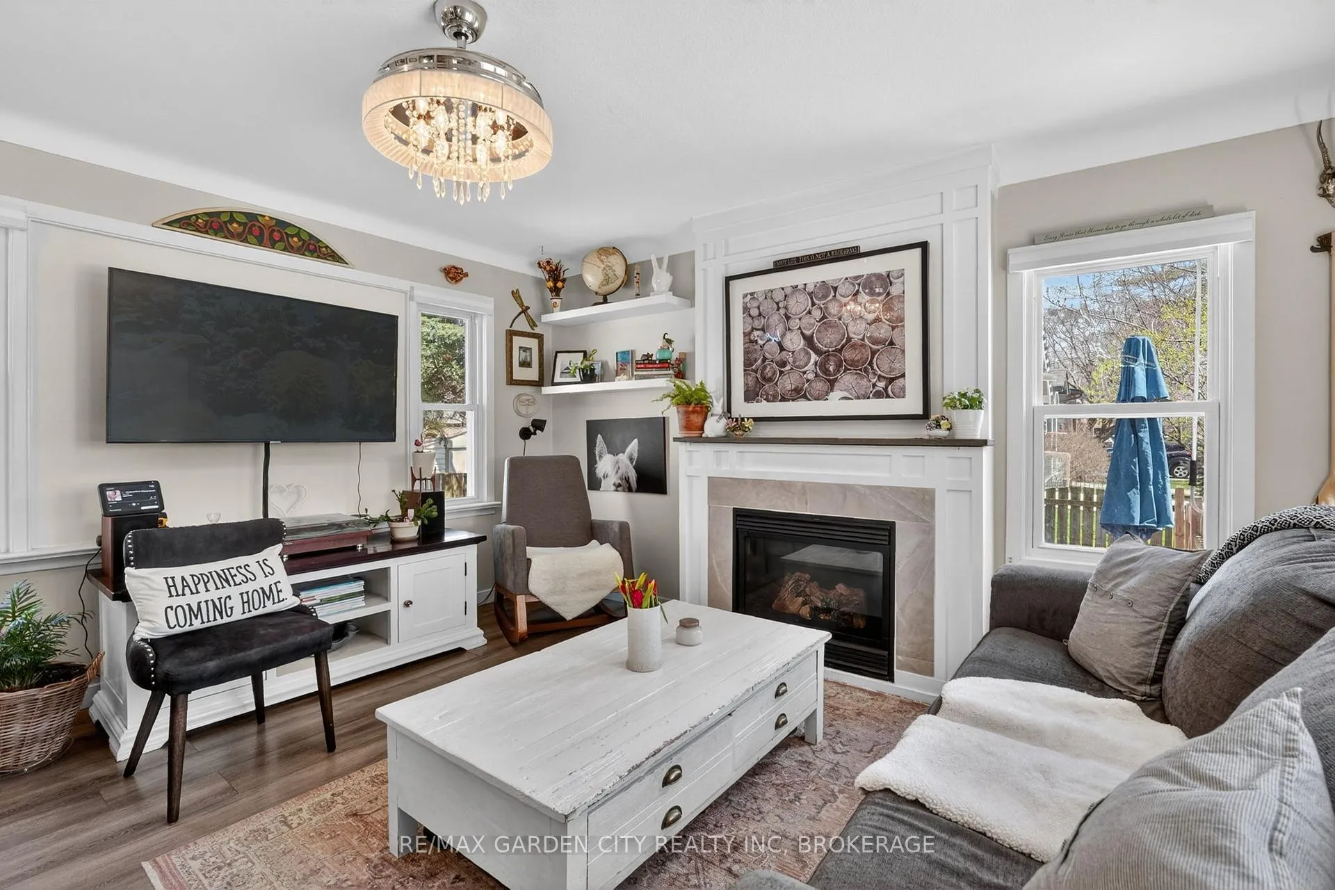 Photo 7 of 24 Bogart Street, St. Catharines, Port Weller — HOMEH