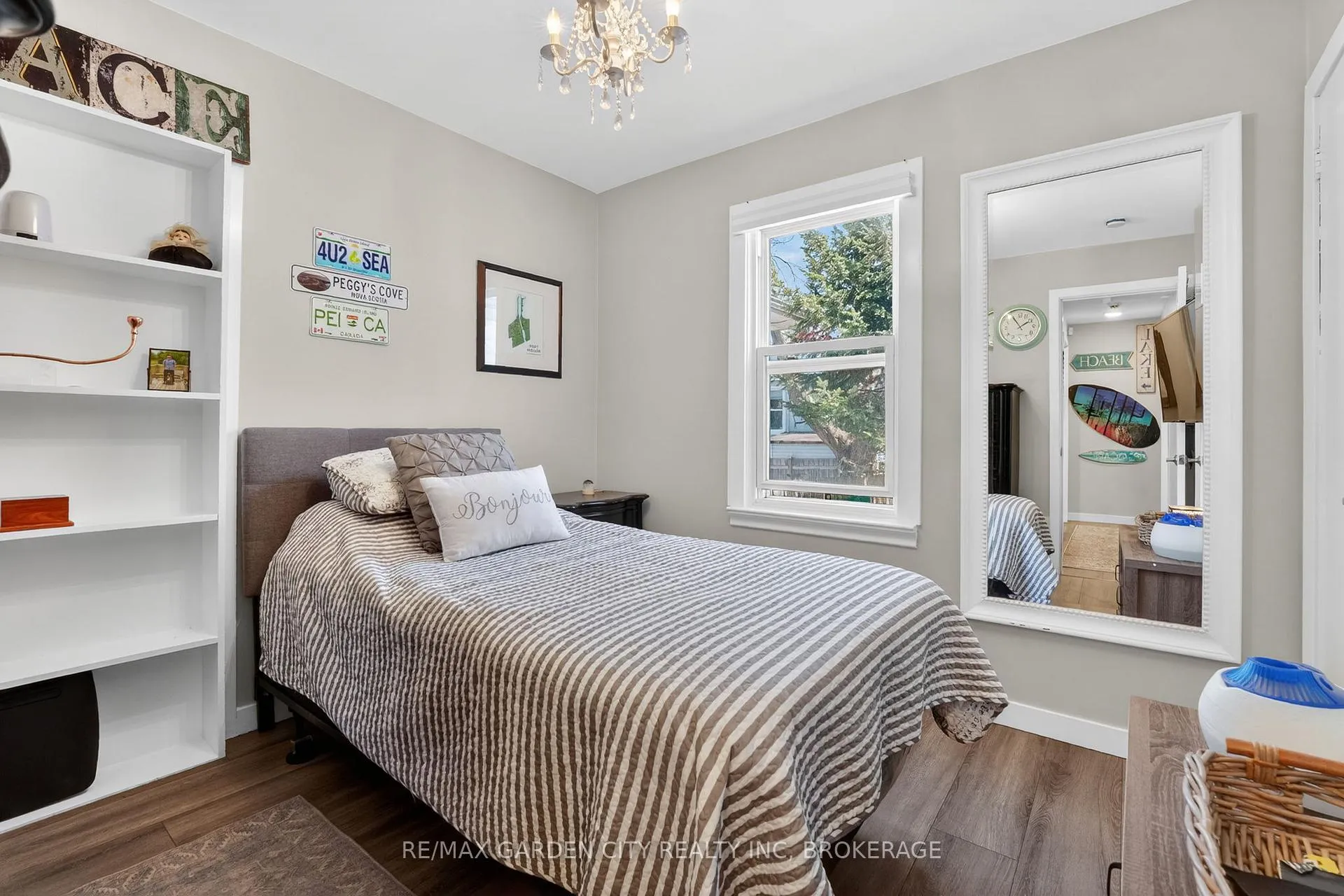 Photo 15 of 24 Bogart Street, St. Catharines, Port Weller — HOMEH