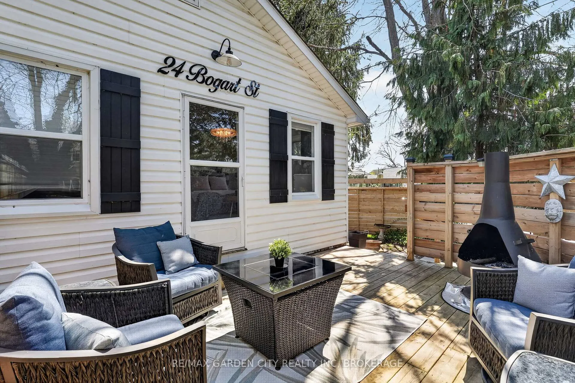 Photo 45 of 24 Bogart Street, St. Catharines, Port Weller — HOMEH