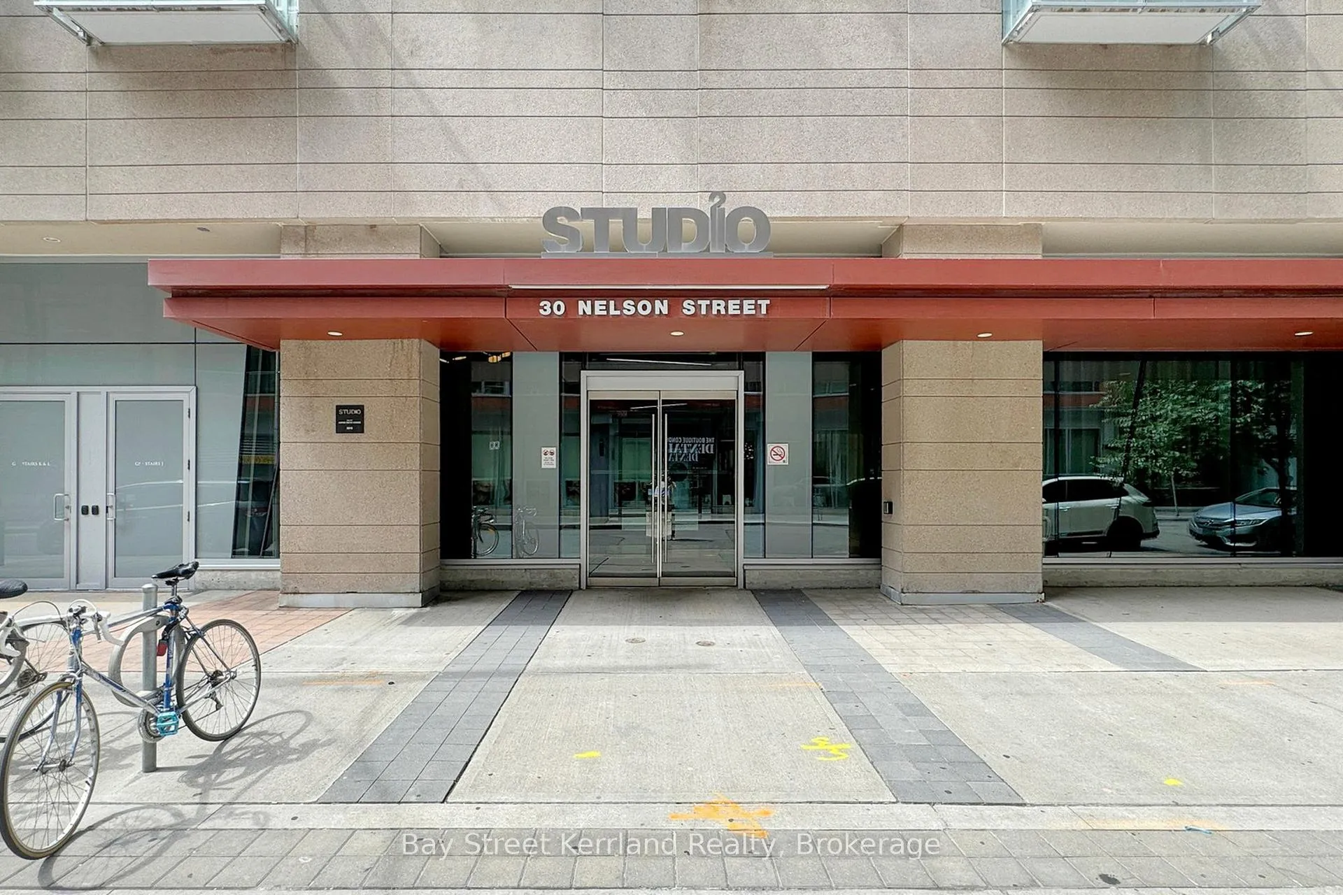 Photo 2 of Unit 3701, 30 Nelson Street, Toronto, Waterfront Communities — HOMEH
