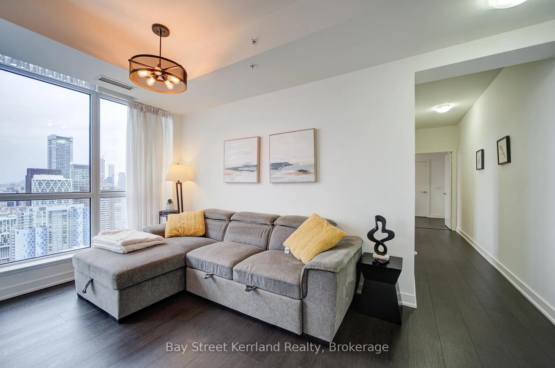 Photo 7 of Unit 3701, 30 Nelson Street, Toronto, Waterfront Communities — HOMEH