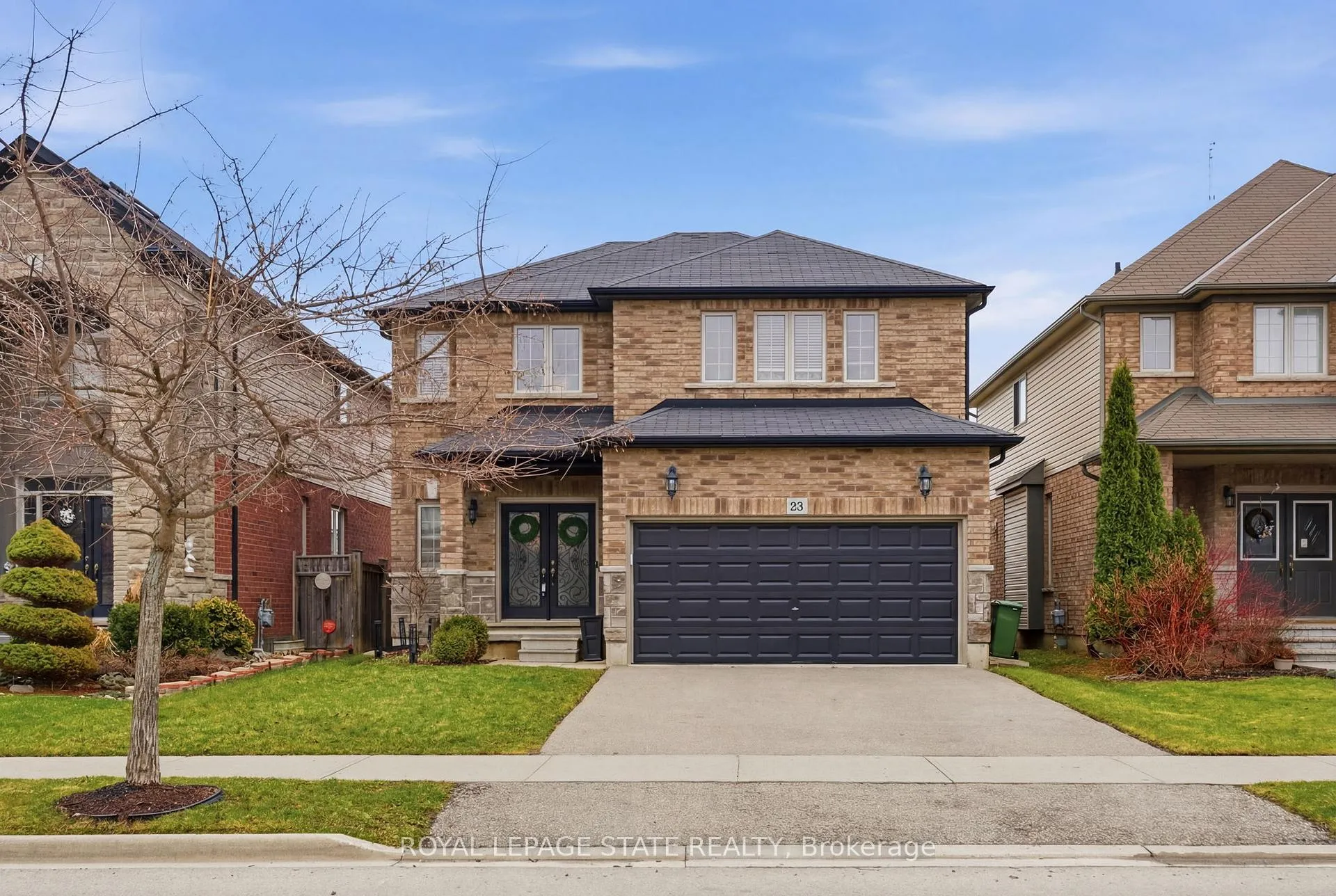 Photo 2 of 23 Garinger Crescent, Hamilton, Binbrook — HOMEH