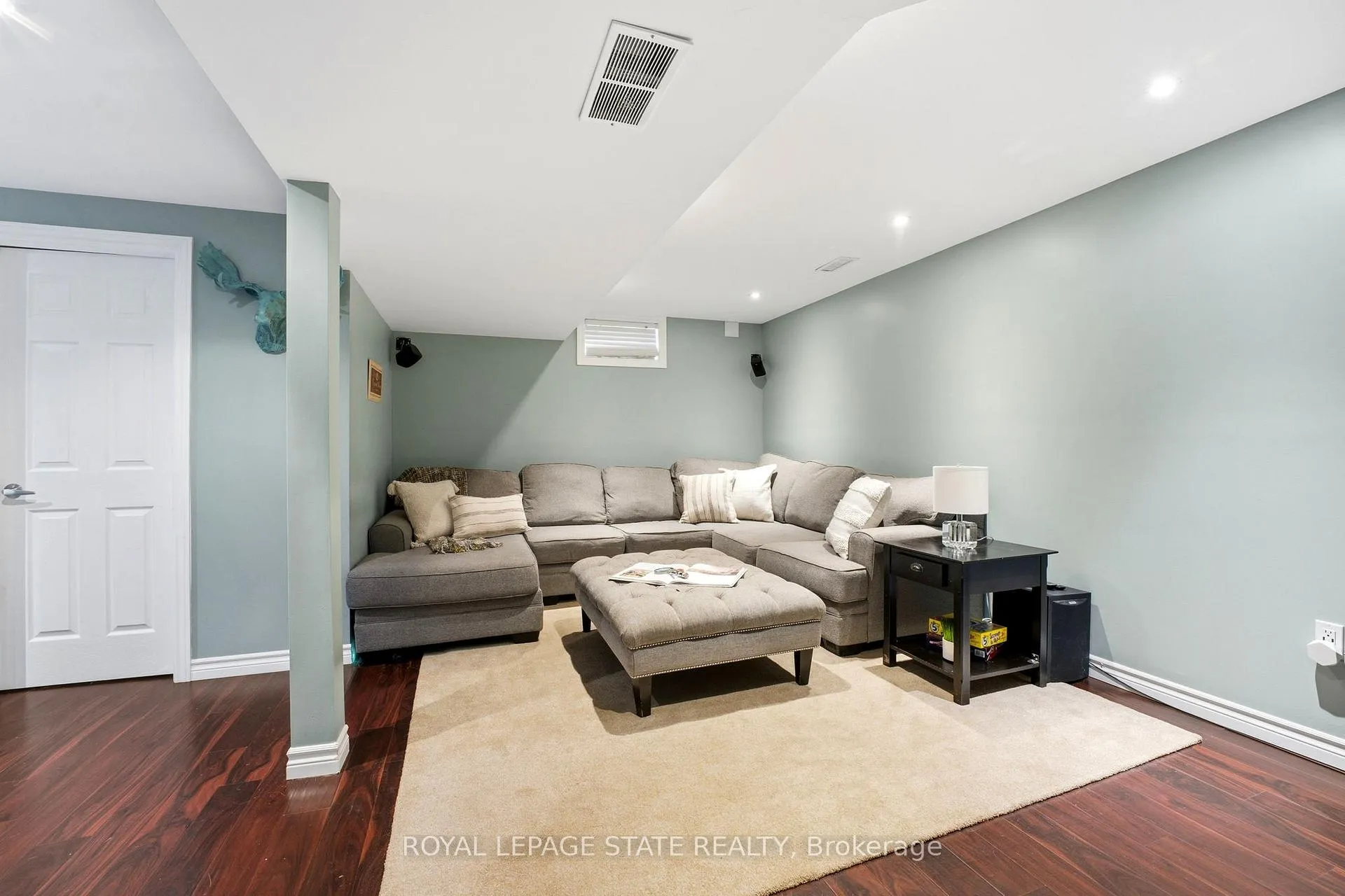 Photo 24 of 23 Garinger Crescent, Hamilton, Binbrook — HOMEH