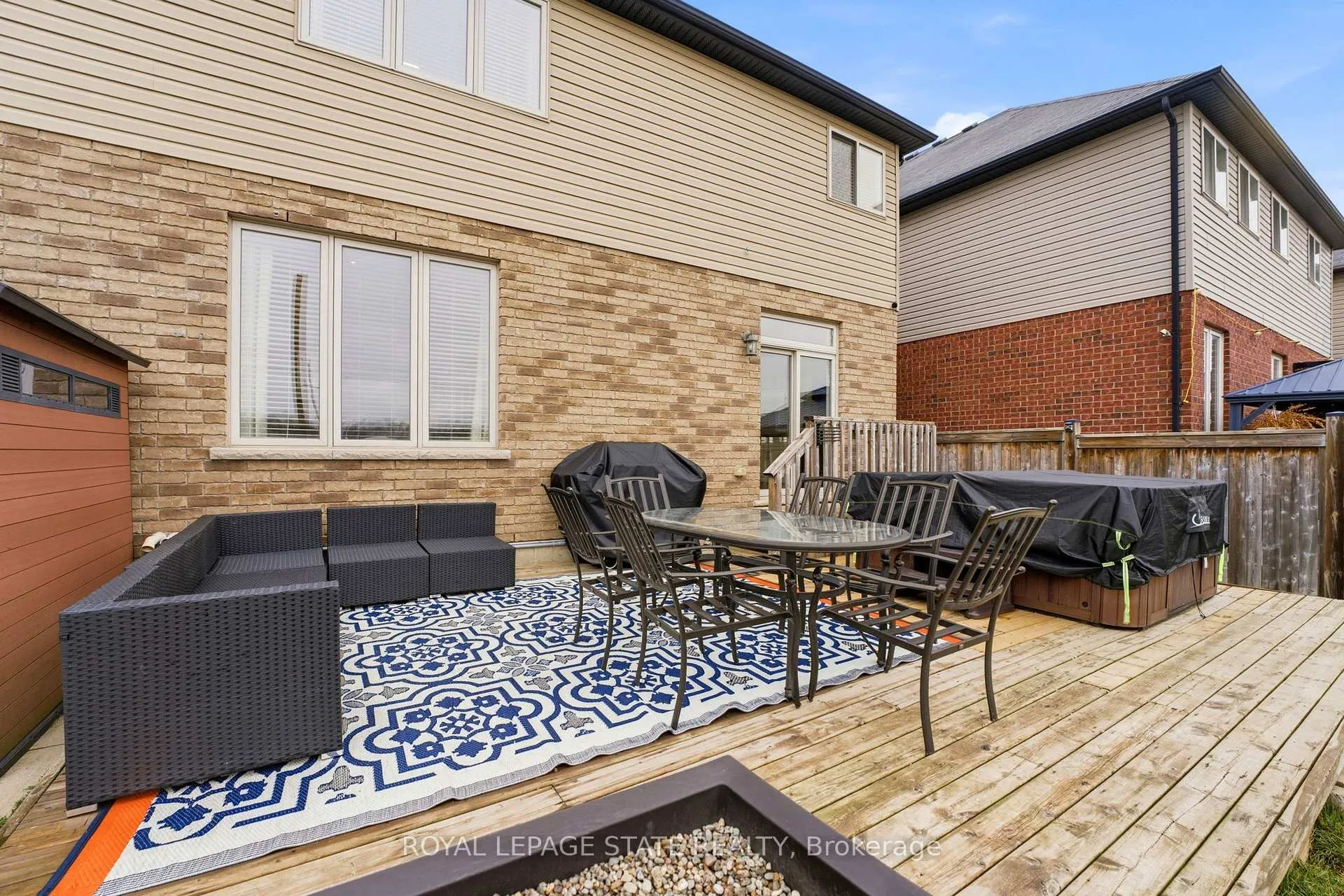 Photo 28 of 23 Garinger Crescent, Hamilton, Binbrook — HOMEH