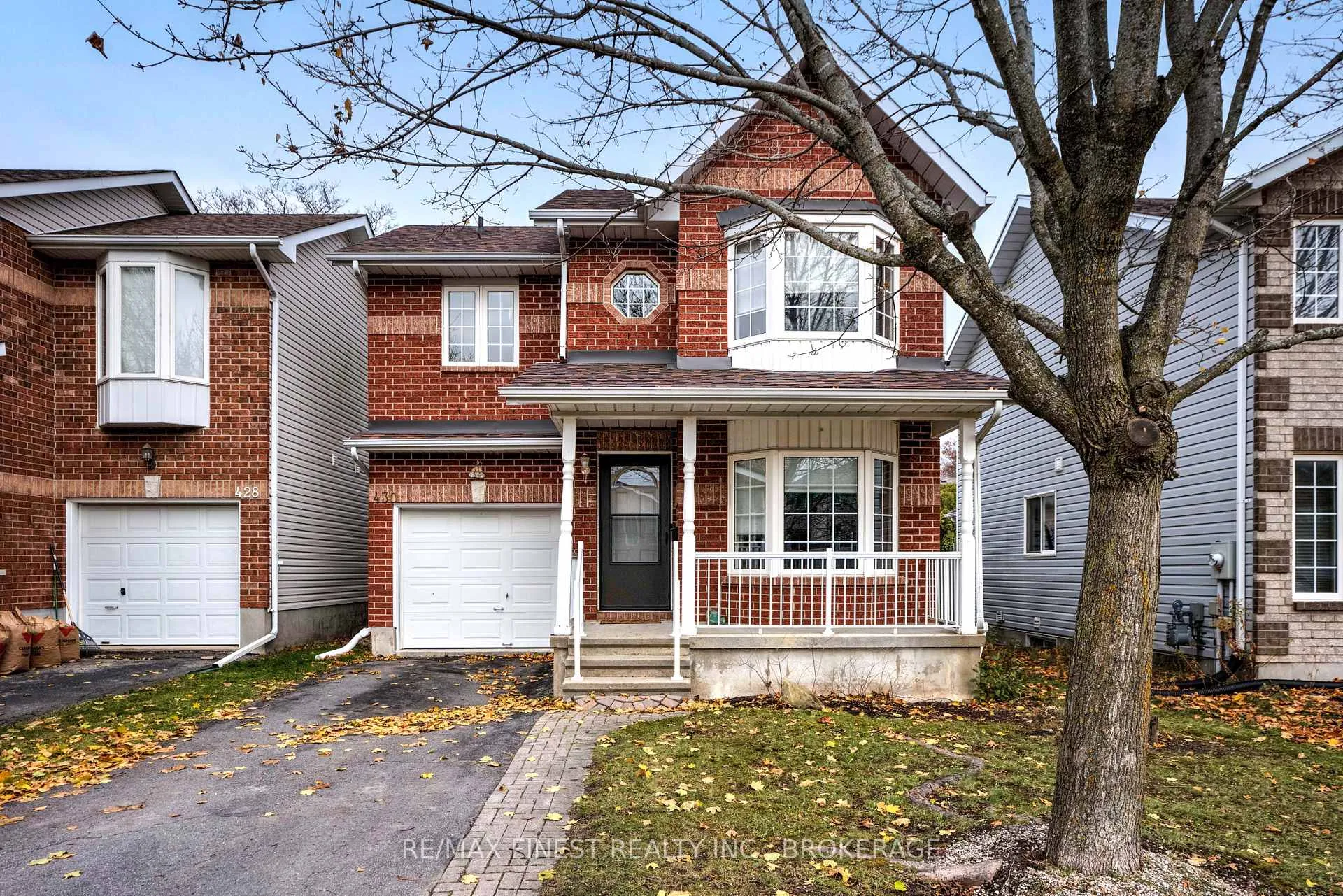 Photo 2 of 430 Fieldstone Drive, Kingston, Kingston East (Incl Barret Crt) — HOMEH